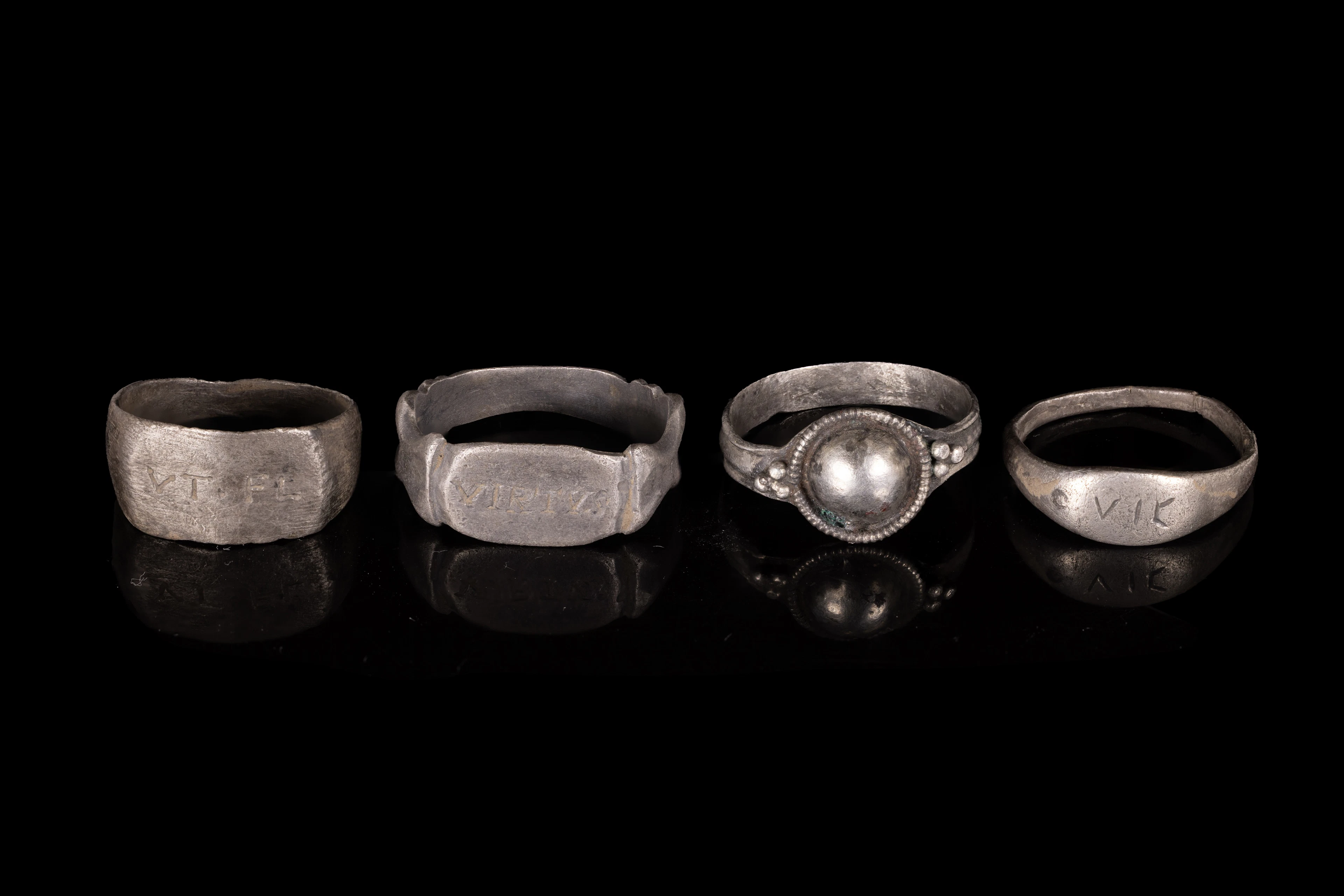 COLLECTION OF ROMAN SILVER RINGS