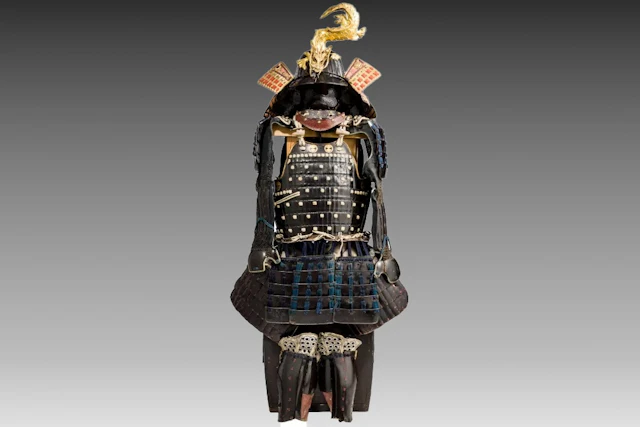 JAPANESE TOSEI GUSOKU ARMOUR SUIT, WITH LATER REPLACEMENTS