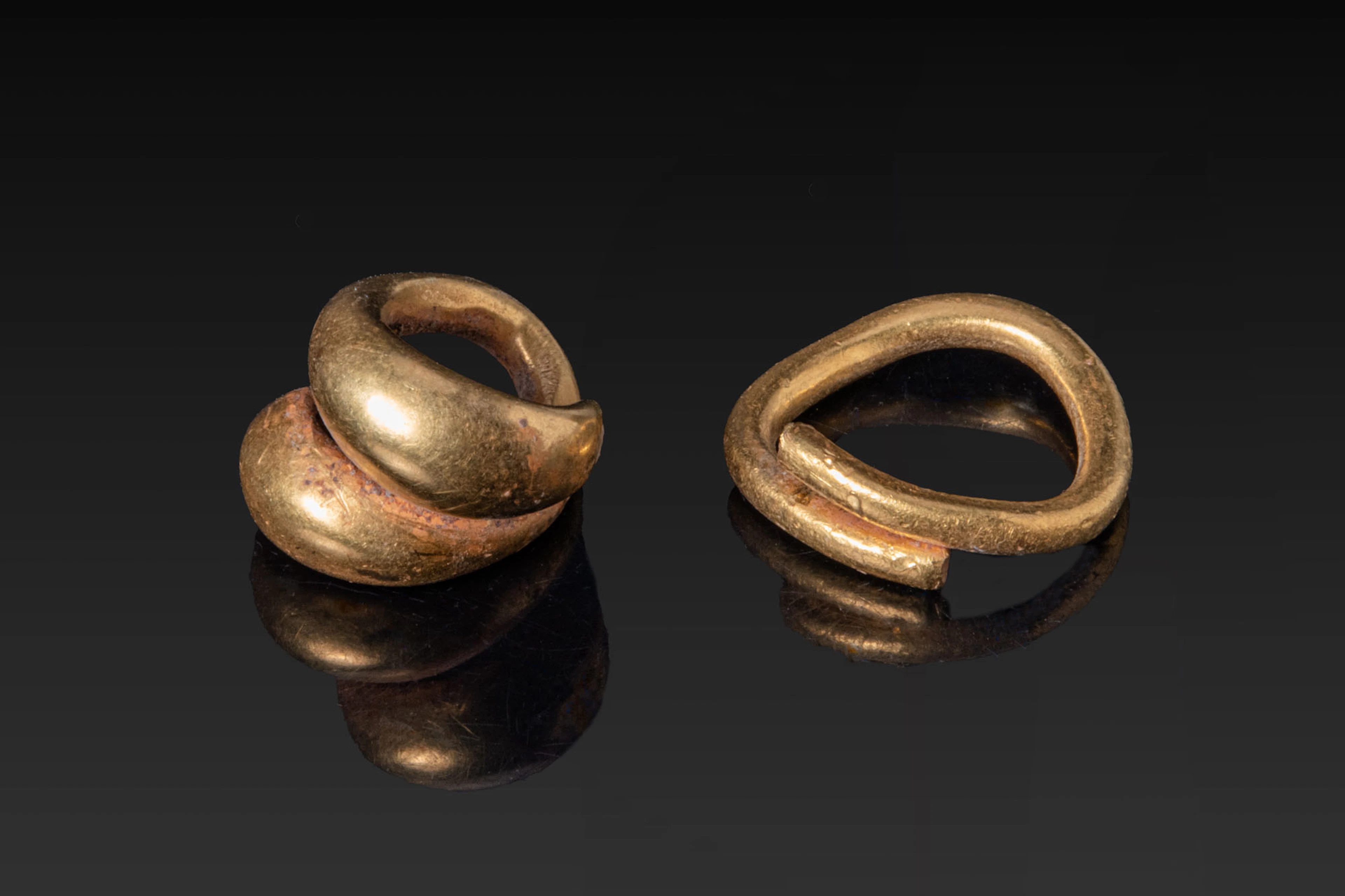 PAIR OF CELTIC GOLD HAIR-RINGS