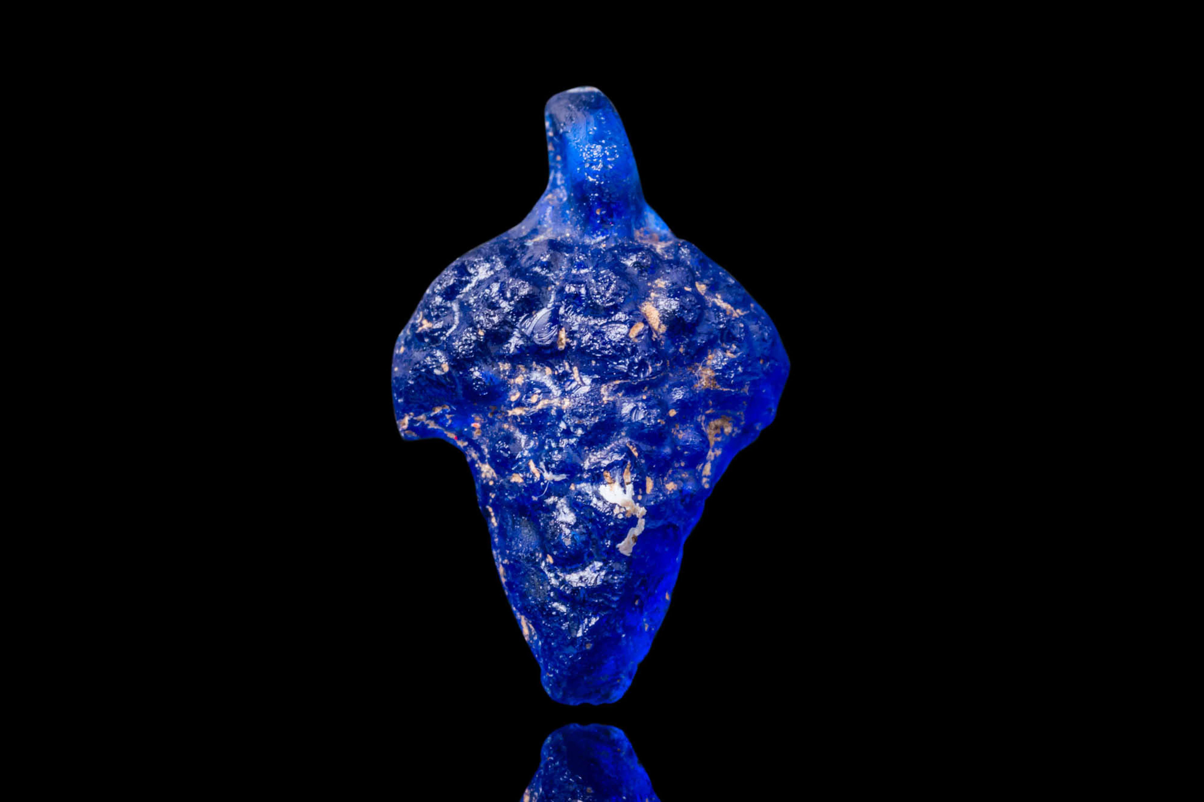 HELLENISTIC BLUE GLASS GRAPE-SHAPED PENDANT
