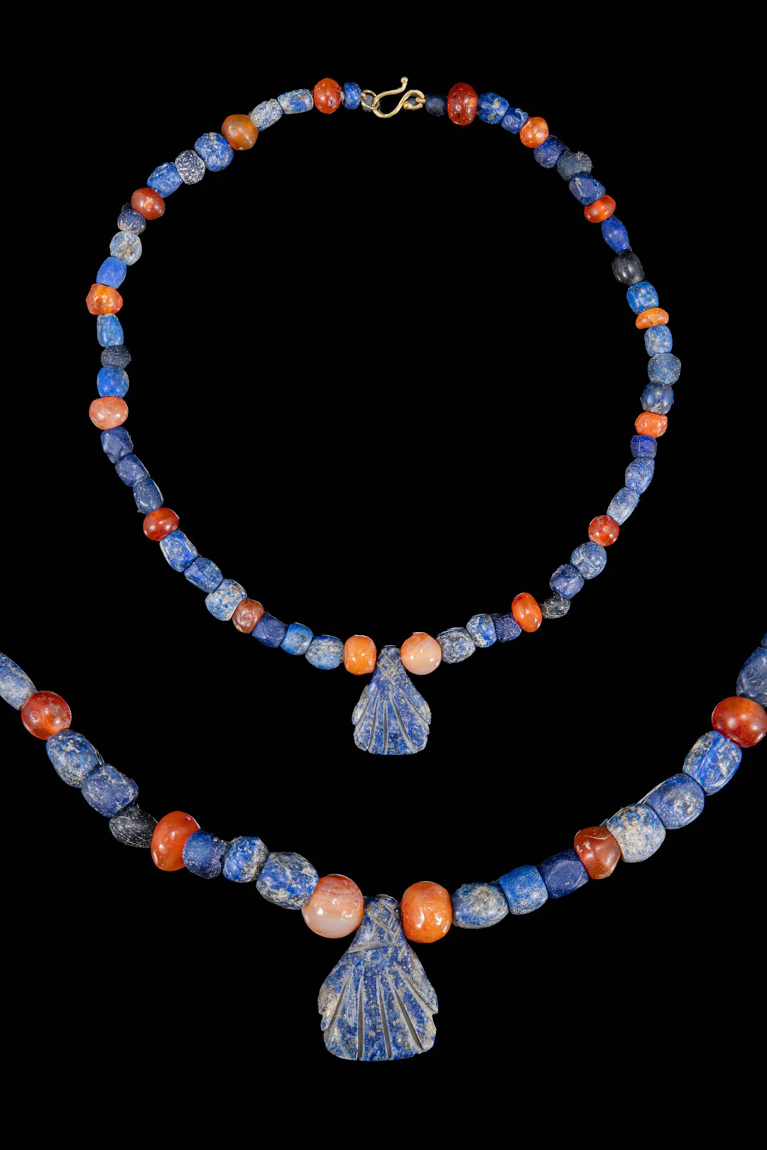 HELLENISTIC LAPIS LAZULI AND CARNELIAN BEAD NECKLACE