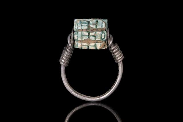 EGYPTIAN GREEN FAIENCE SCARABOID WITH CROWNS IN SILVER RING