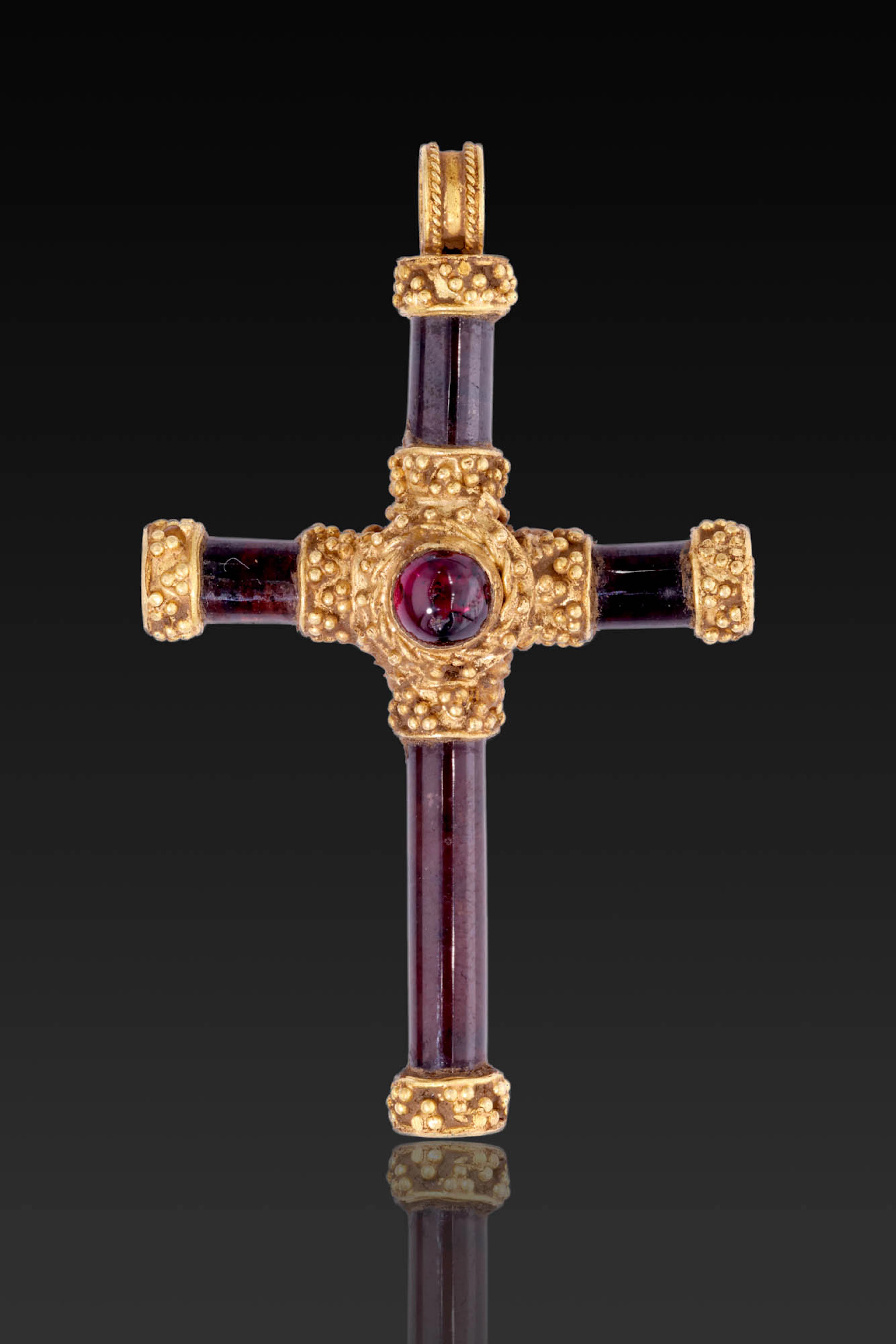 BYZANTINE GOLD AND GARNET CROSS PENDANT