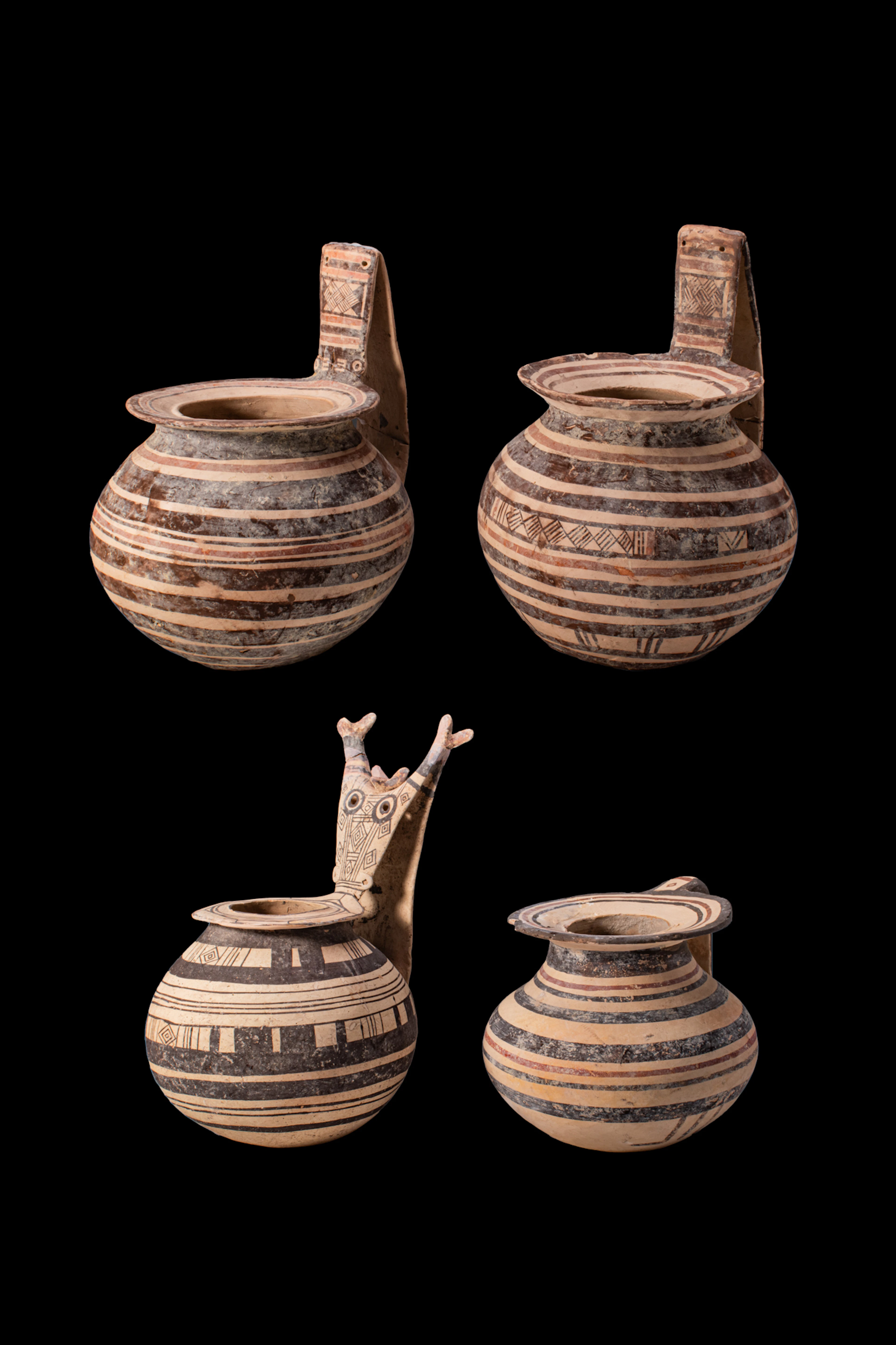 LARGE COLLECTION OF DAUNIAN BICHROME VESSELS