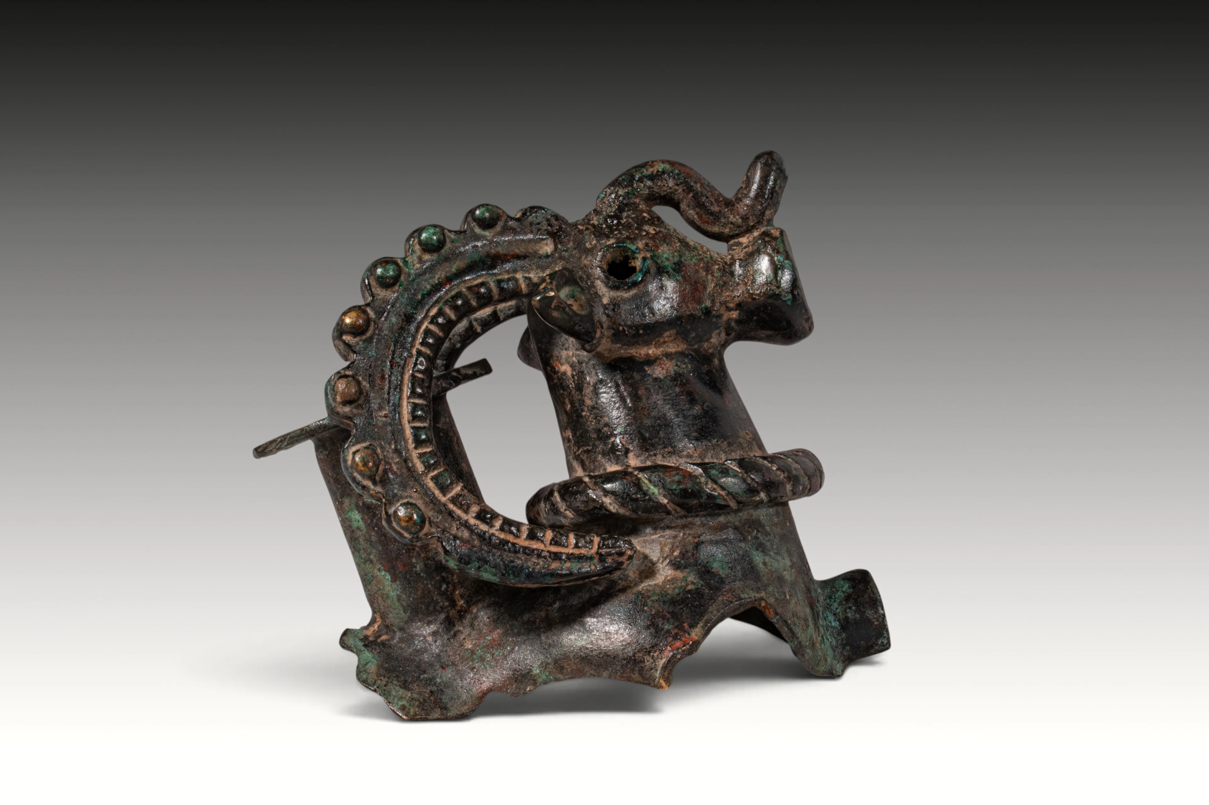 BRONZE AGE BRONZE STAG PROTOME FROM A RHYTON