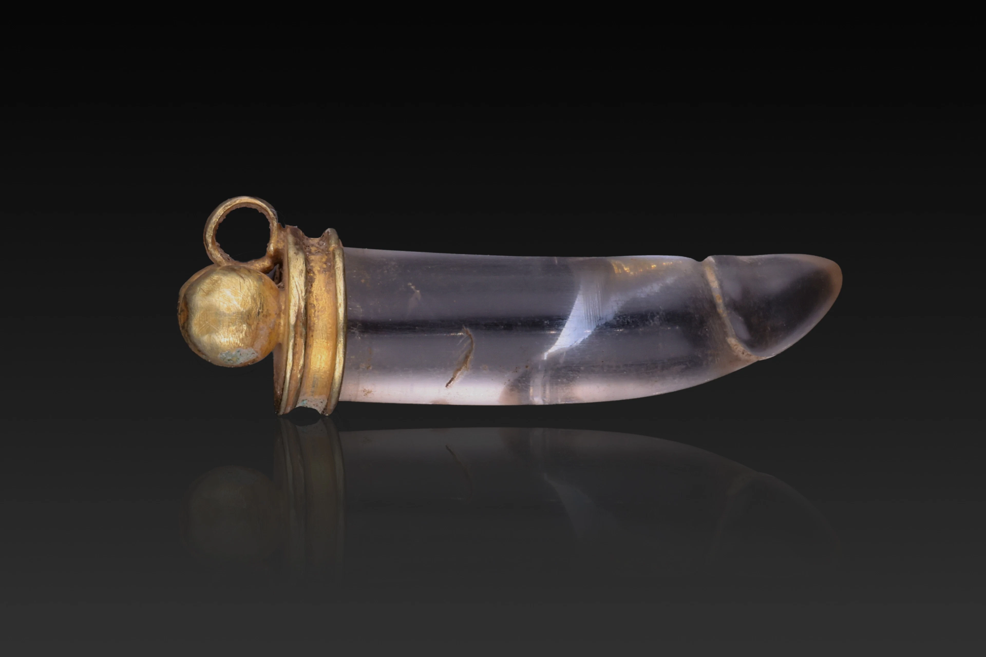 ROMAN GOLD AND ROCK CRYSTAL PHALLIC PENDANT