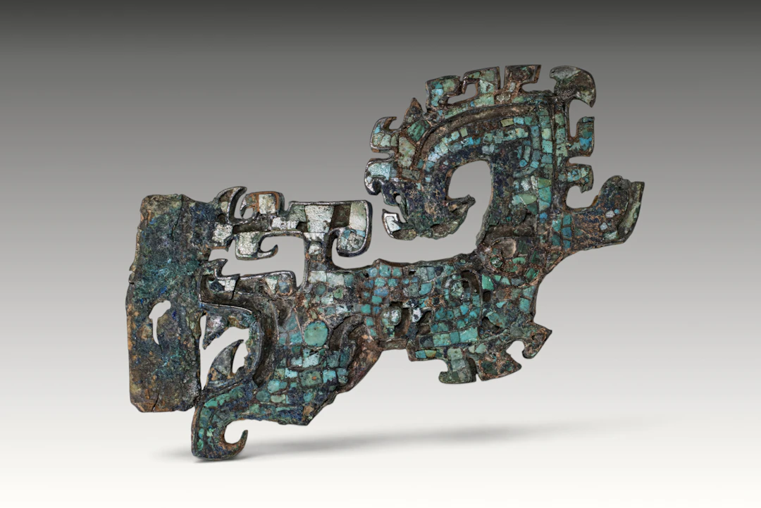 CHINESE TURQUOISE-INLAID BRONZE HILT FROM GE VESSEL