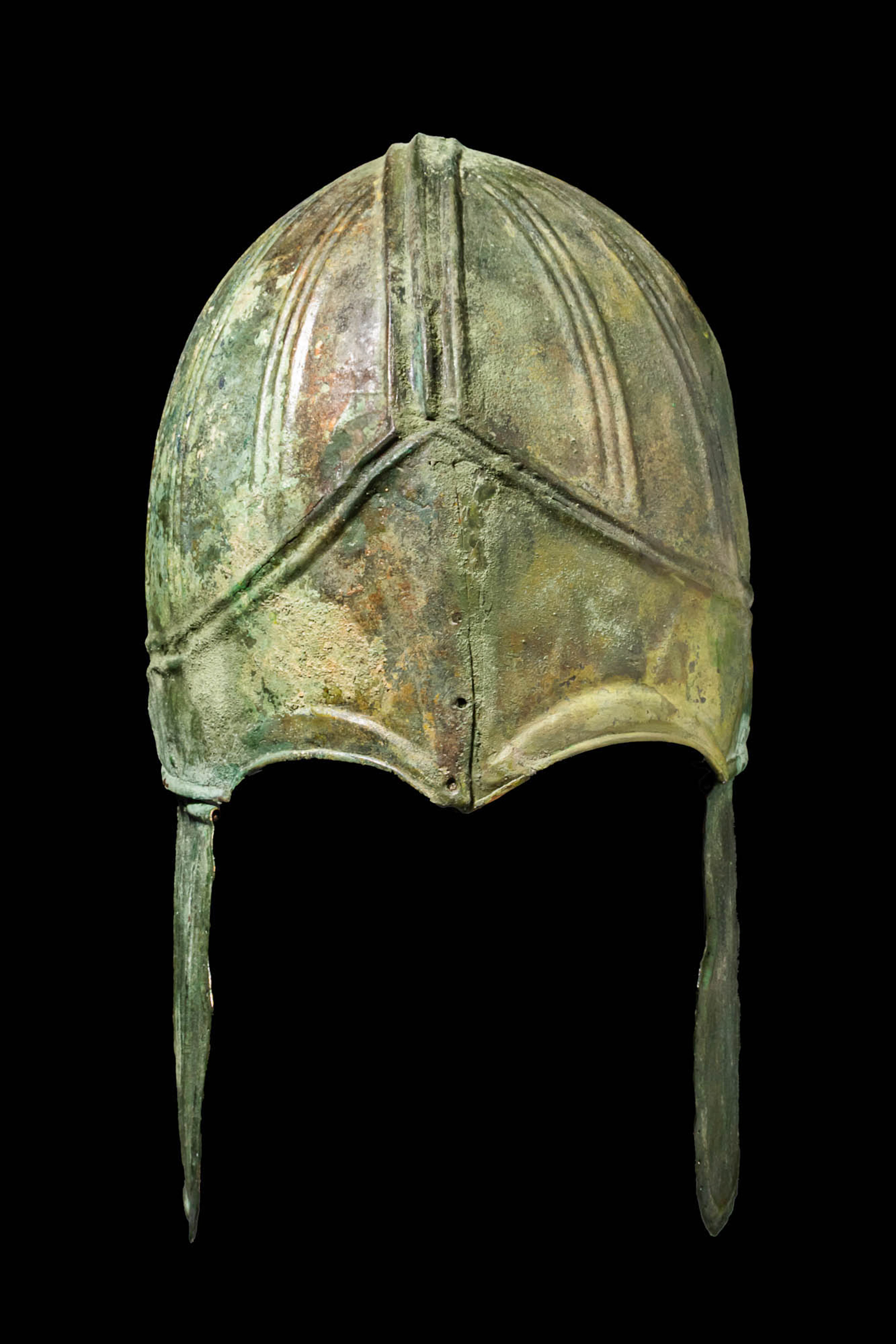 GREEK CHALCIDIAN BRONZE HELMET WITH CHEECKS