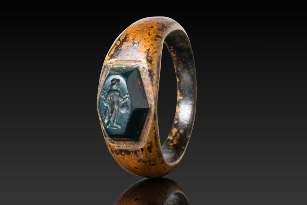 ROMAN GREEN JASPER INTAGLIO OF MERCURY IN BRONZE RING