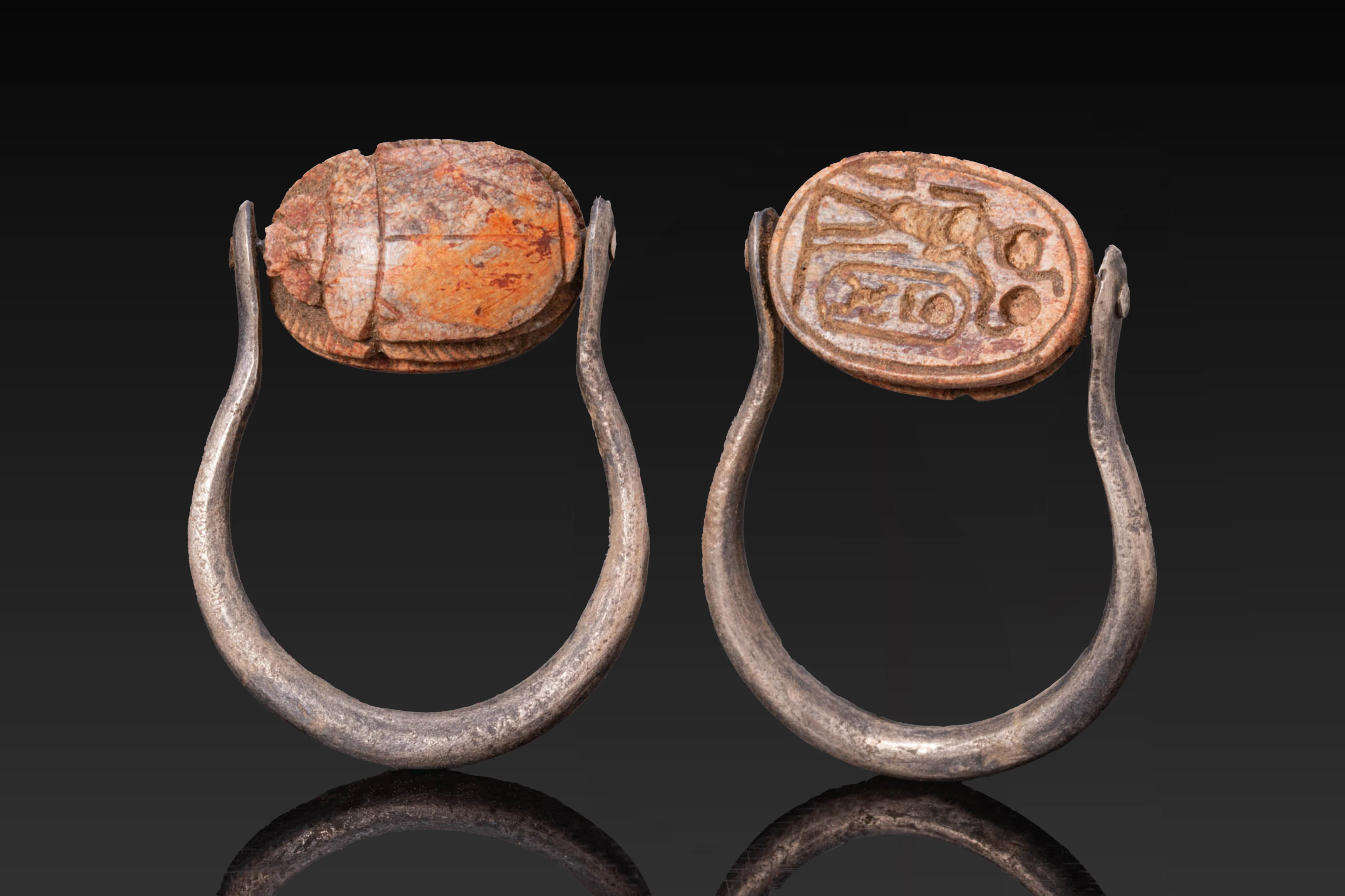 EGYPTIAN (or later) STEATITE SCARAB WITH CARTOUCHE OF THUTMOSE III