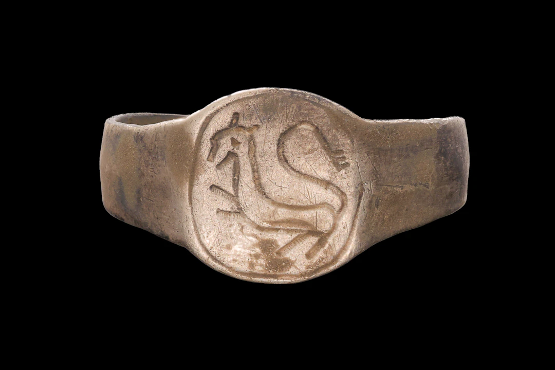 VIKING SILVER RING WITH WILD ANIMAL