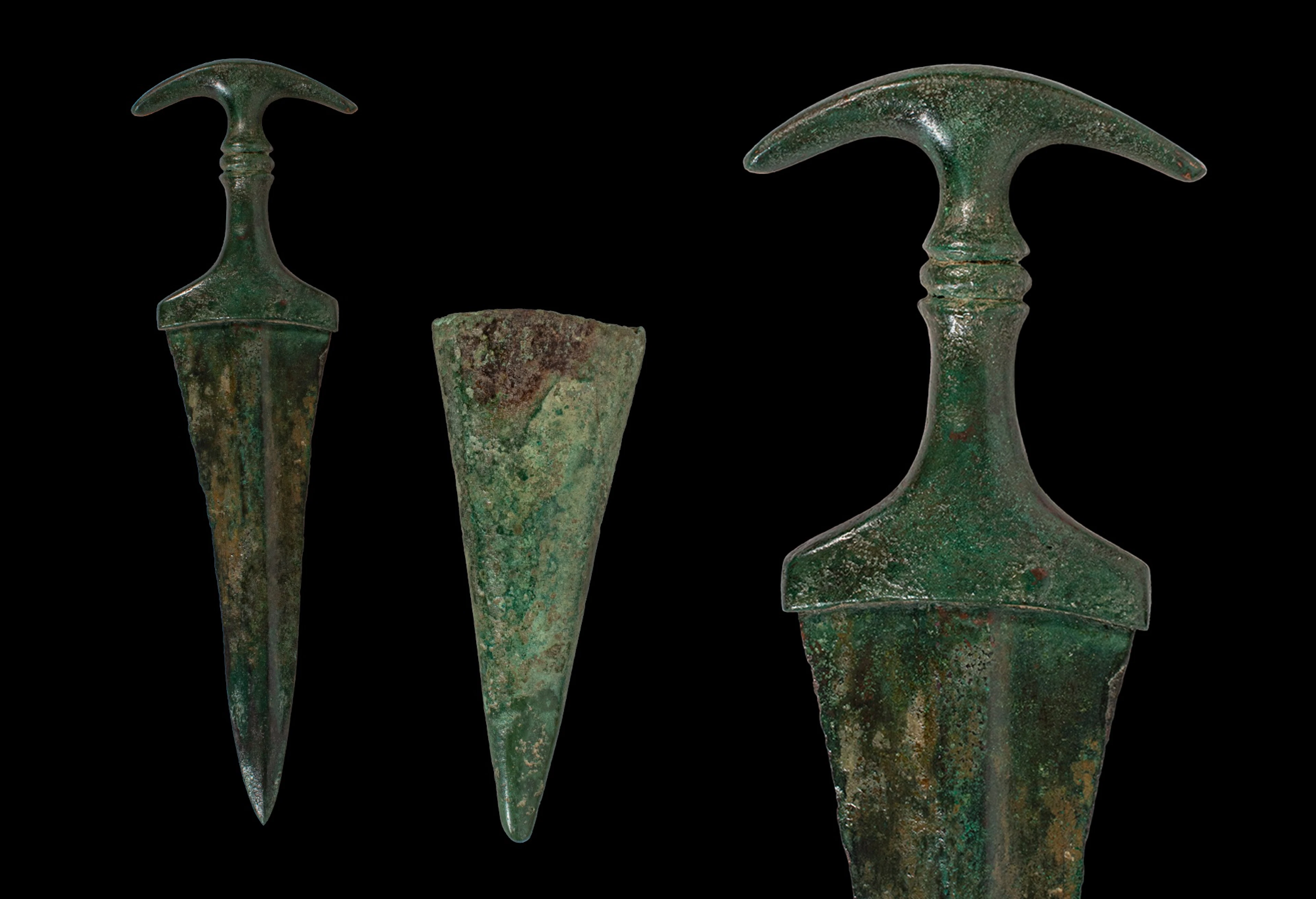 RARE BRONZE AGE DAGGER WITH LUNAR POMMEL AND SCABBARD