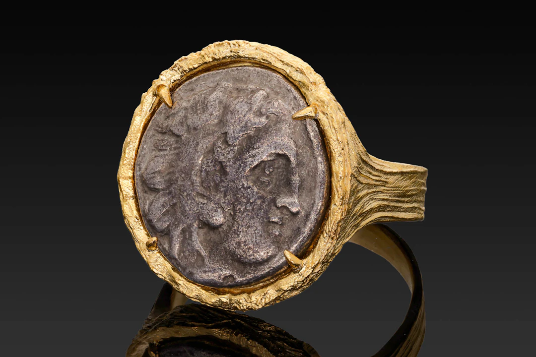 SILVER DRACHM OF ALEXANDER THE GREAT IN GOLD-PLATED STERLING SILVER RING