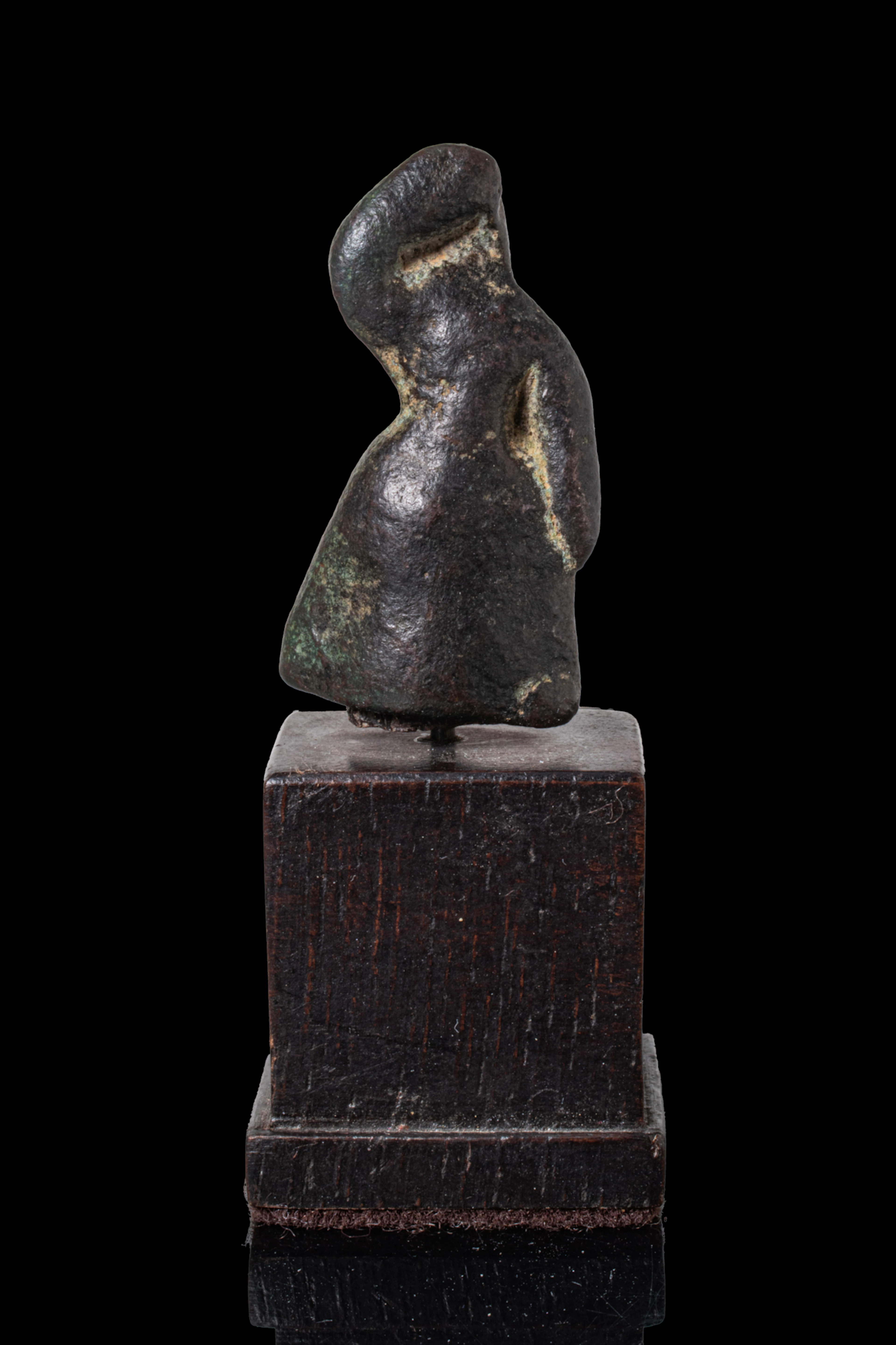 RARE MINOAN BRONZE FEMALE FIGURINE