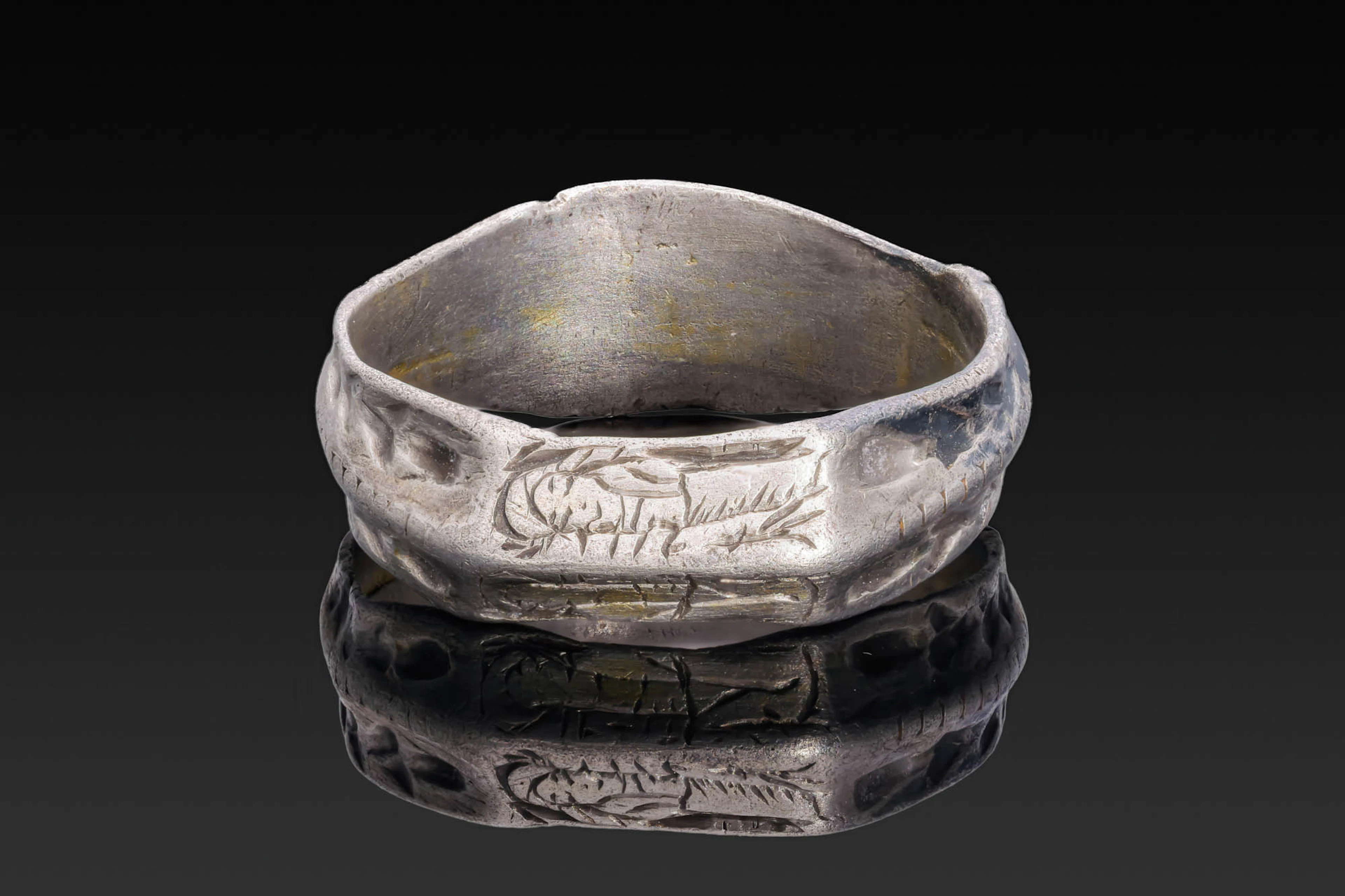 BRITISH SILVER ICONOGRAPHIC RING