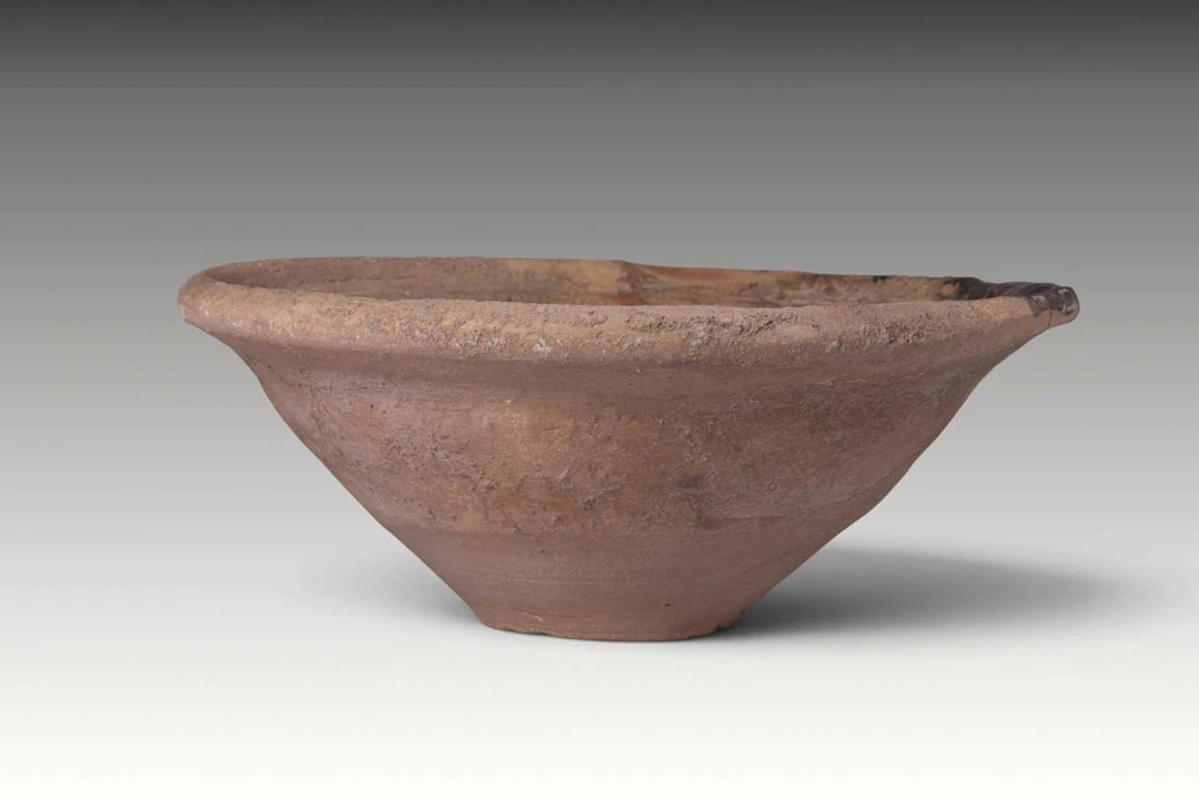 LARGE ARAMAIC TERRACOTTA DEVIL TRAP BOWL