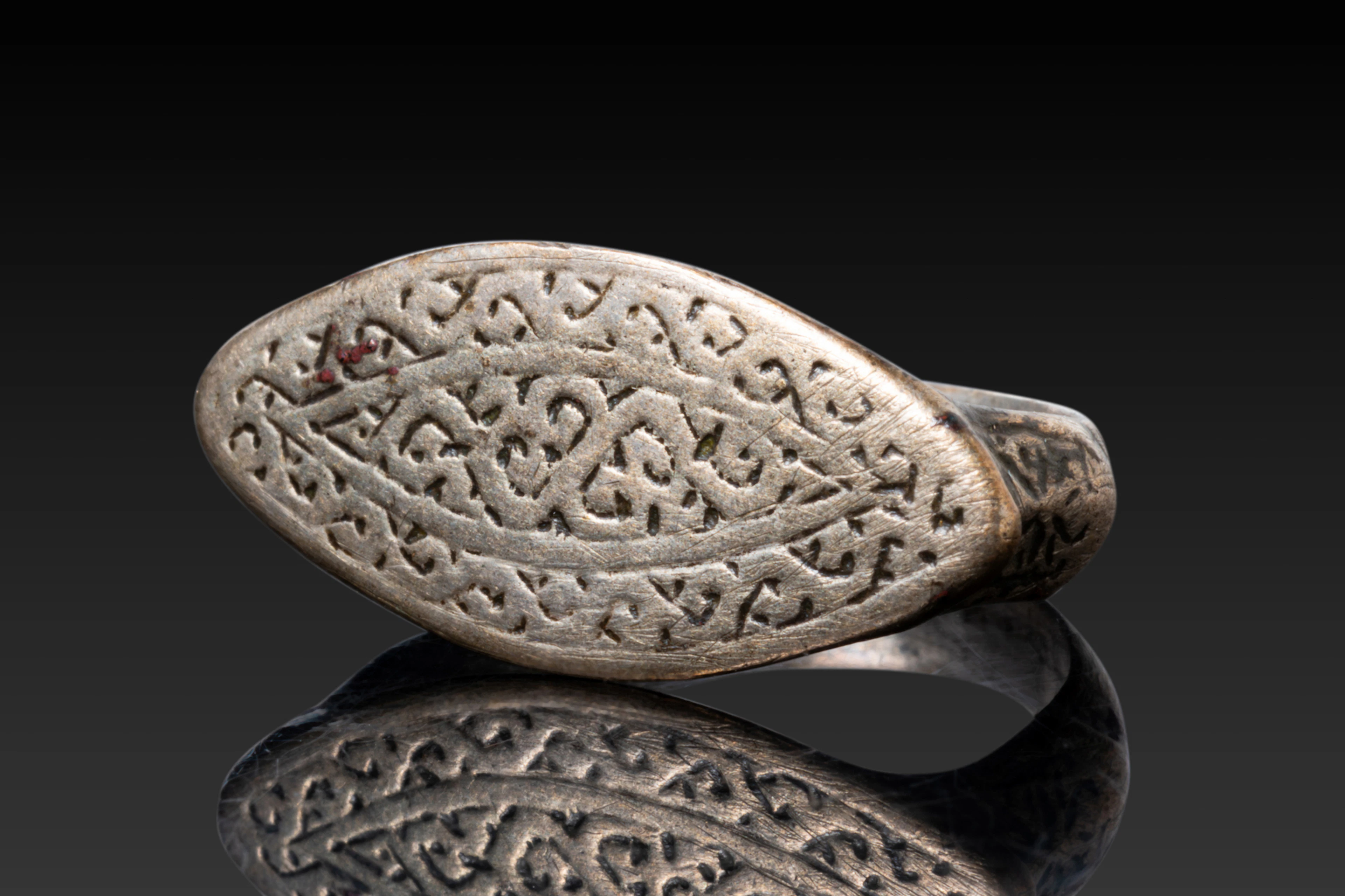 SELJUK SILVER RING WITH GEOMETRIC MOTIF