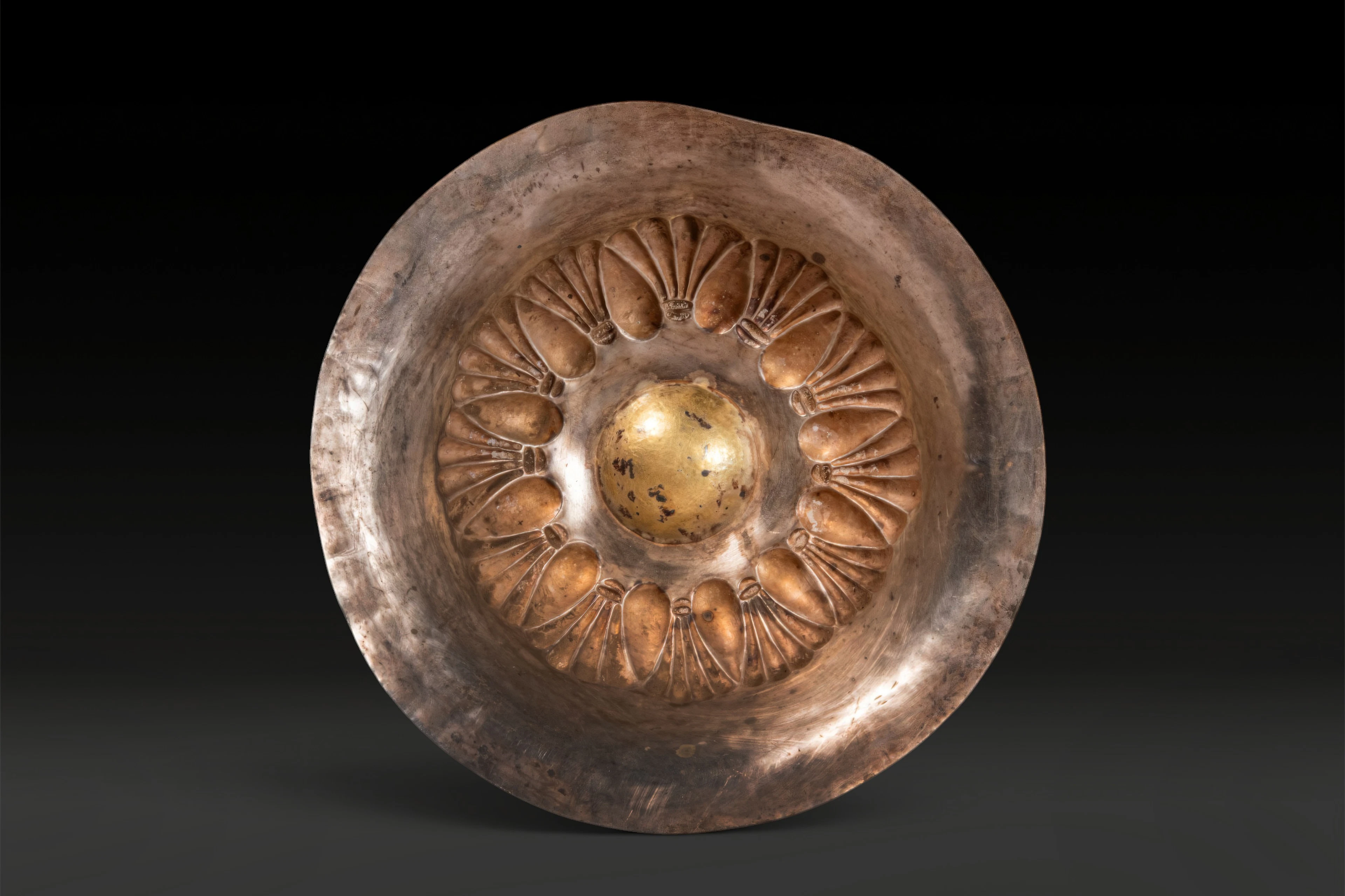 GREEK SILVER-GILT LOBED MESOMPHALOS BOWL