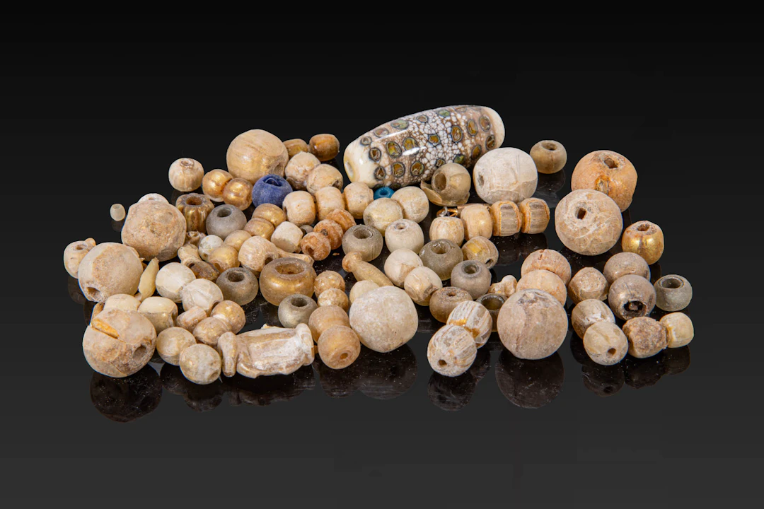 LARGE COLLECTION OF VIKING GOLD LEAF GLASS BEADS