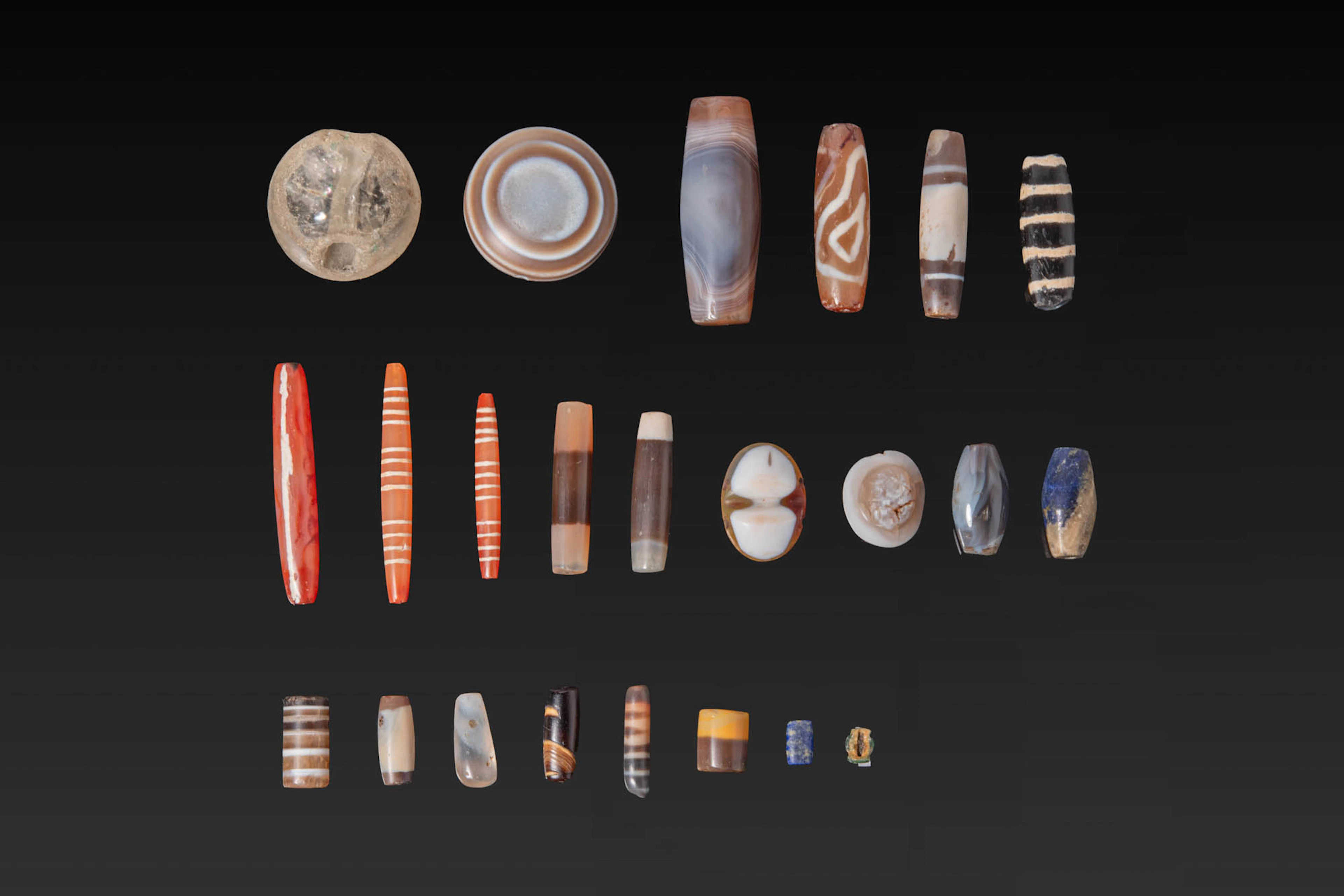 COLLECTION OF GREEK AND ROMAN STONE BEADS