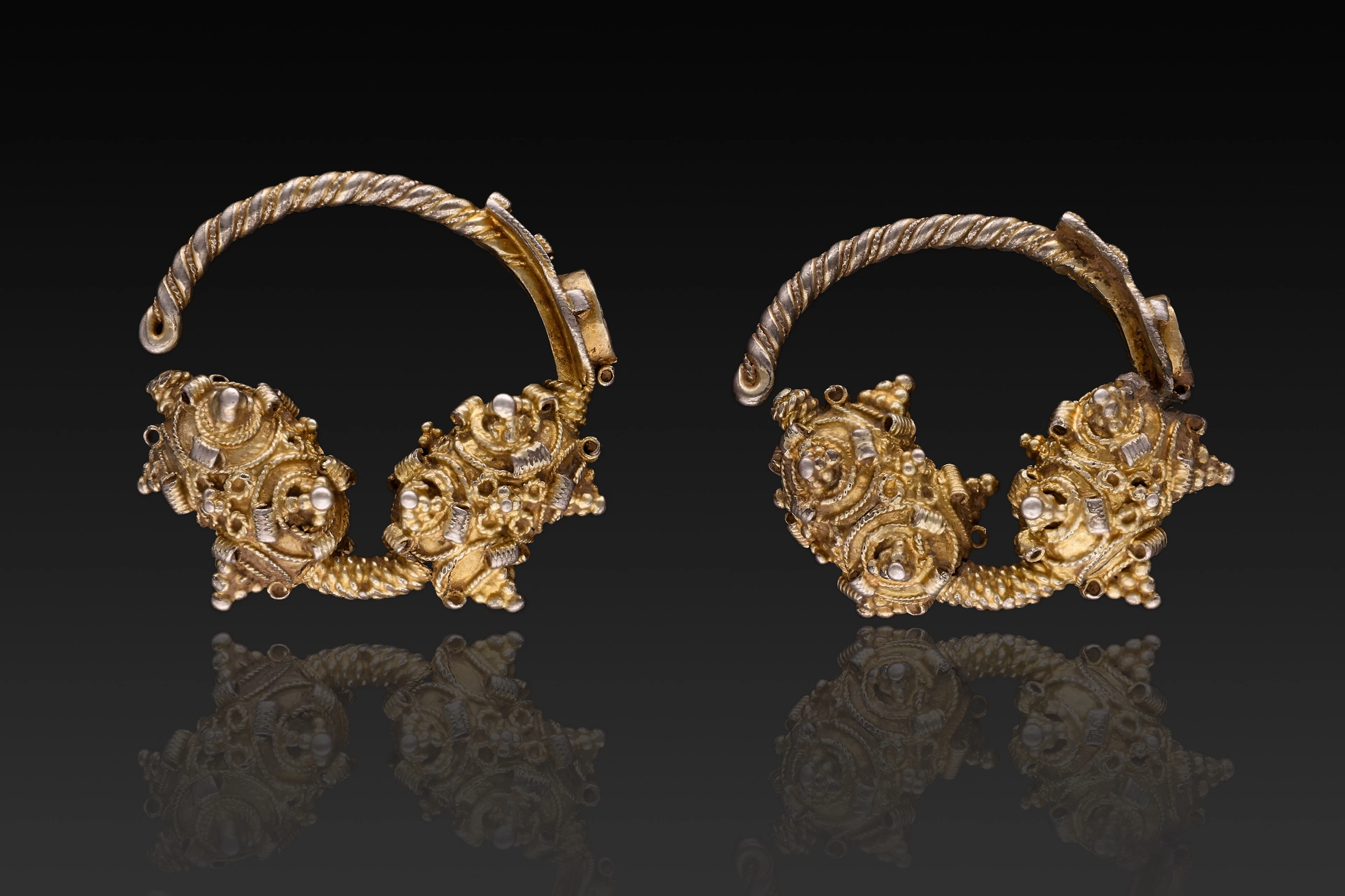 MATCHED PAIR OF BYZANTINE SILVER-GILT EARRINGS