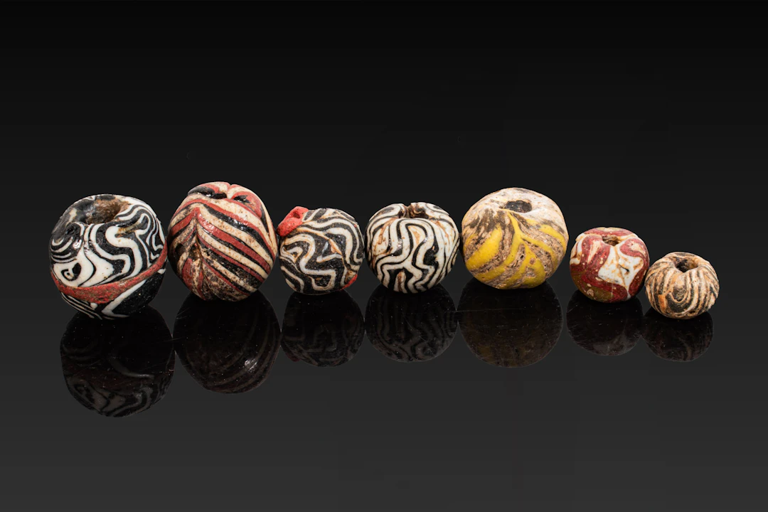 COLLECTION OF GRAECO-ROMAN GLASS BEADS