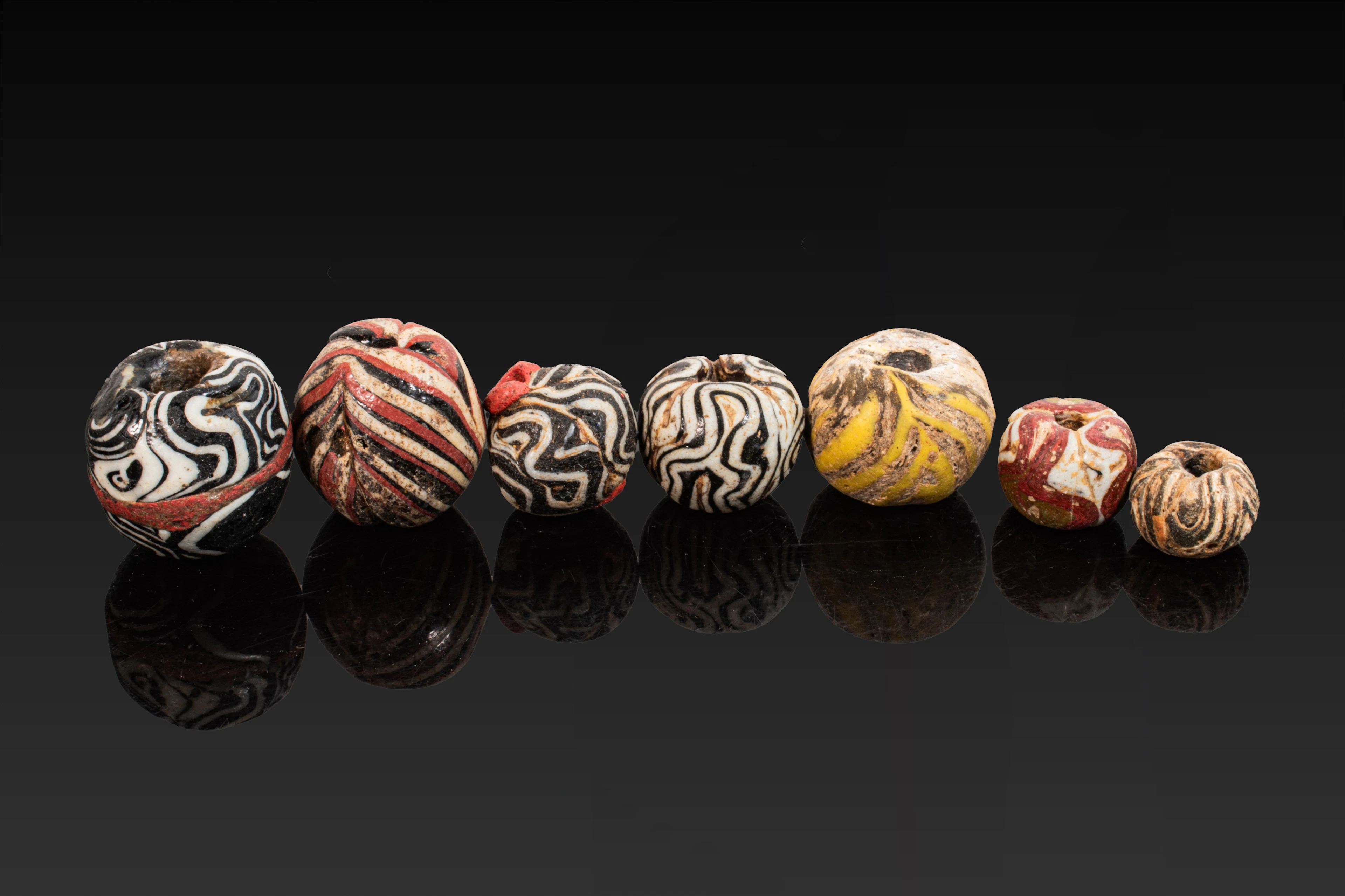 COLLECTION OF GRAECO-ROMAN GLASS BEADS