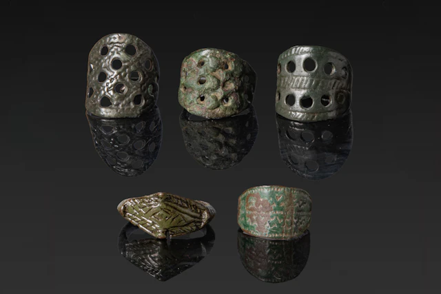 COLLECTION OF MEDIEVAL BRONZE RINGS
