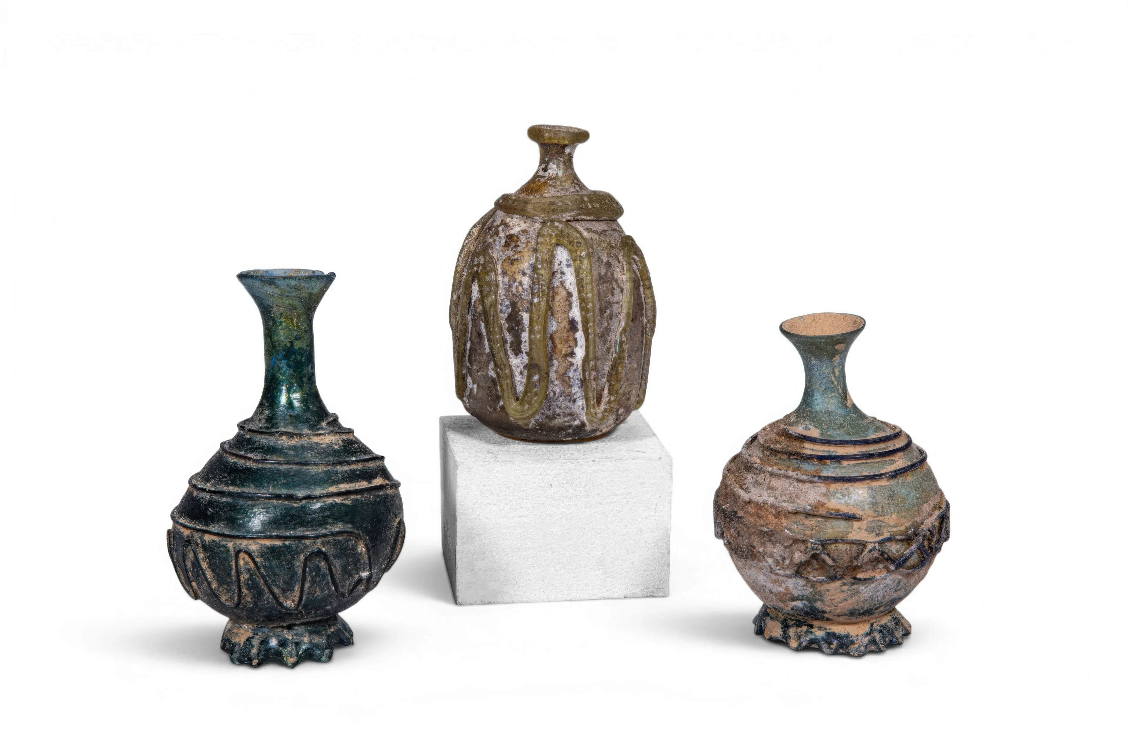 COLLECTION OF UMAYYAD GLASS VESSELS