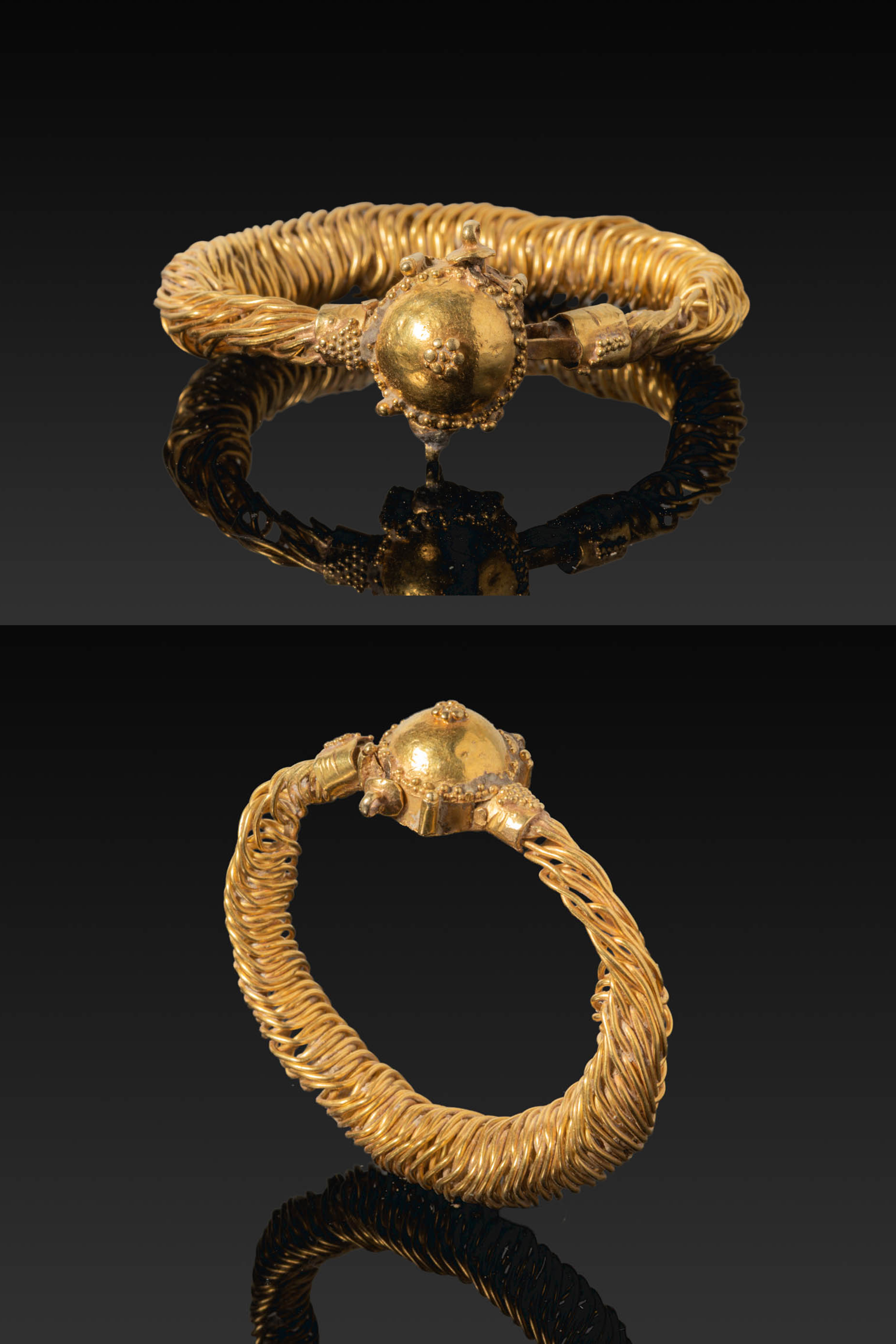 HEAVY BYZANTINE GOLD BRACELET WITH CENTRAL DOME AND GRANULATION