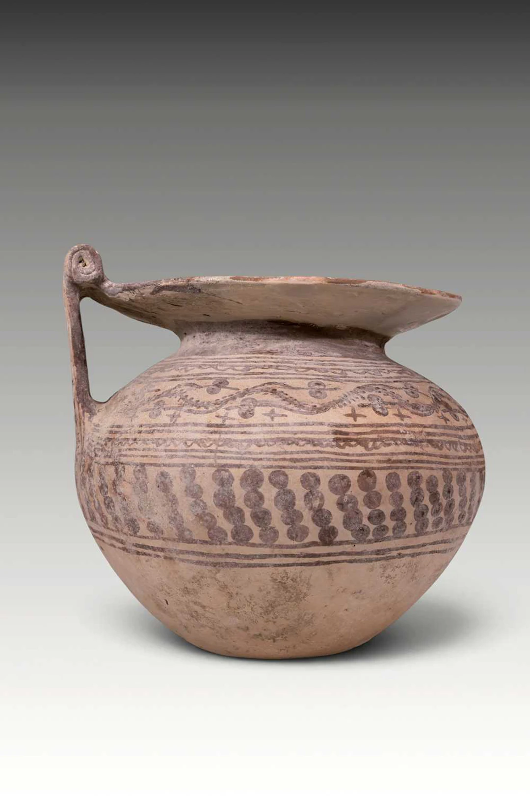 DAUNIAN TERRACOTTA JUG WITH GEOMETRICAL DECORATION
