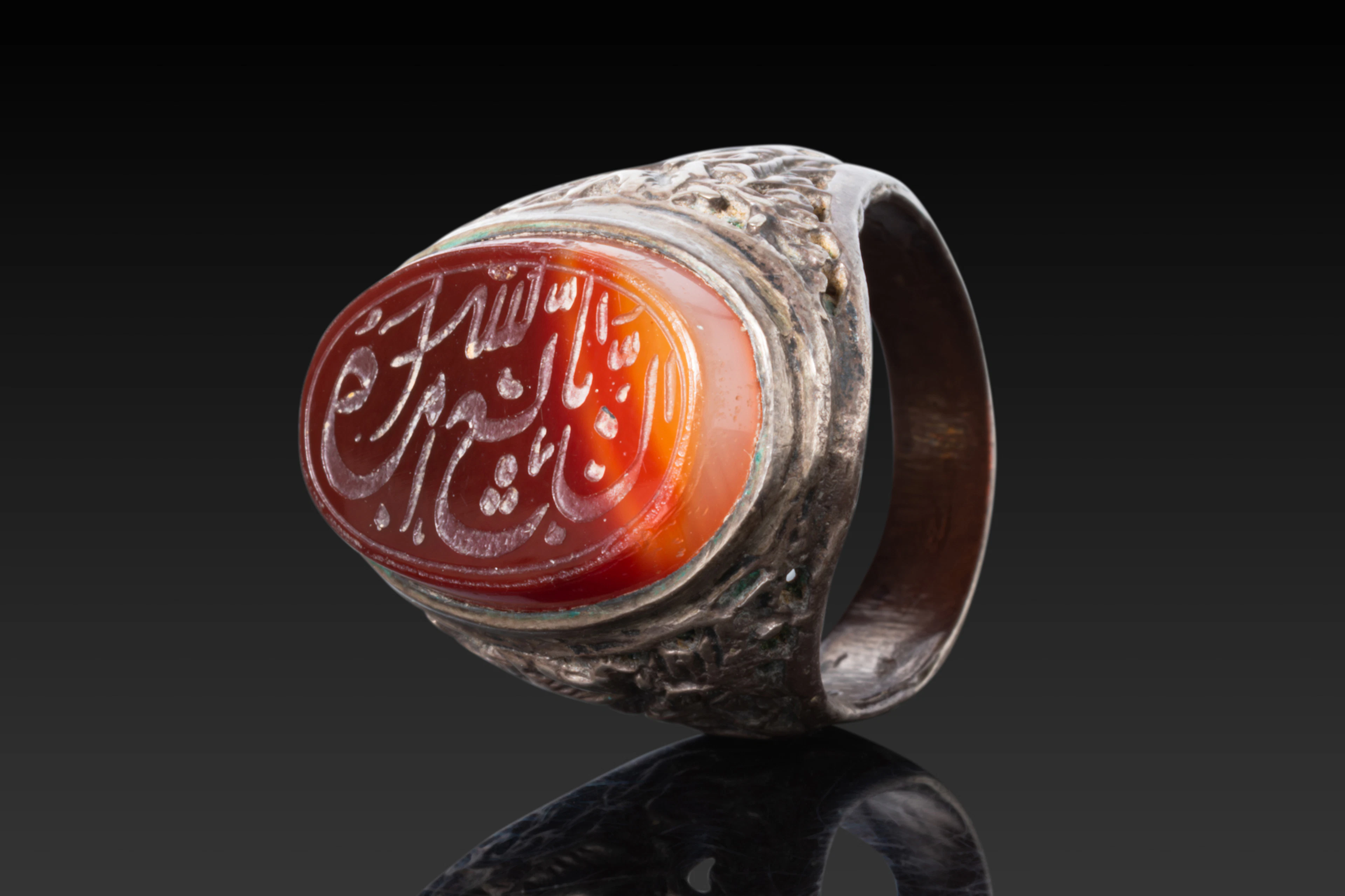OTTOMAN SILVER RING WITH CARNELIAN INSCRIBED INTAGLIO