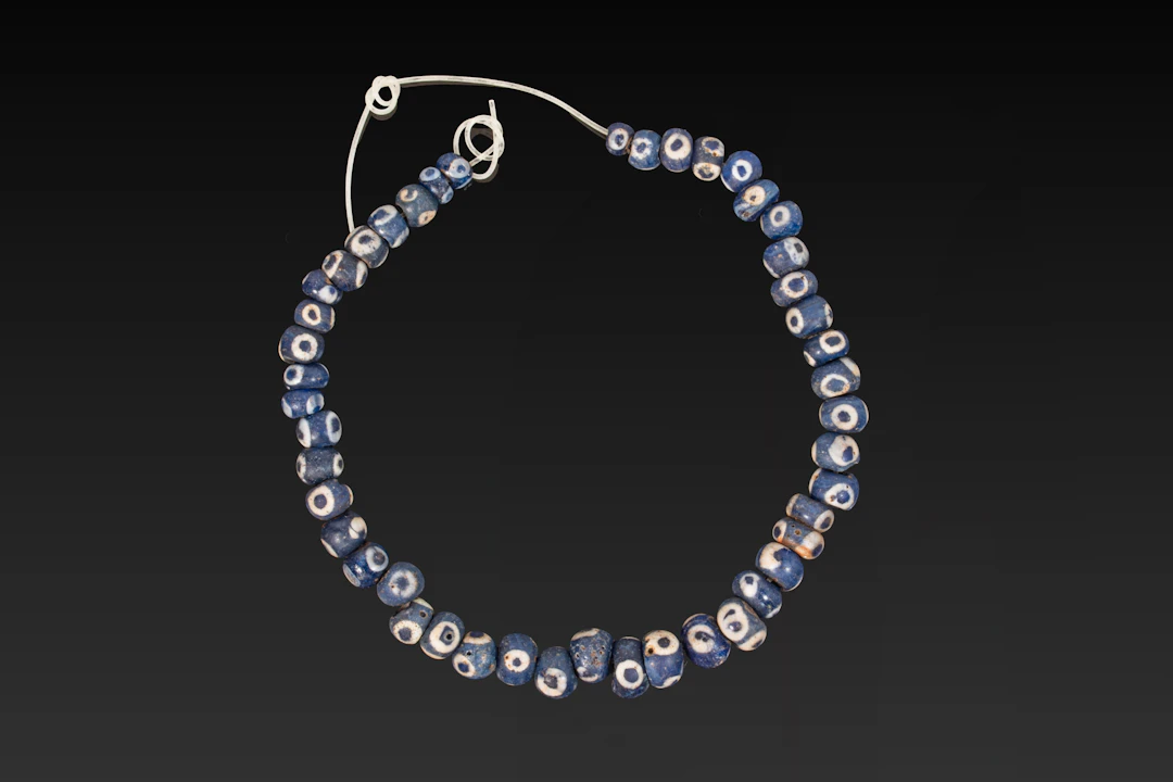 ICONIC GRAECO-PHOENICIAN NECKLACE OF GLASS EYE BEADS