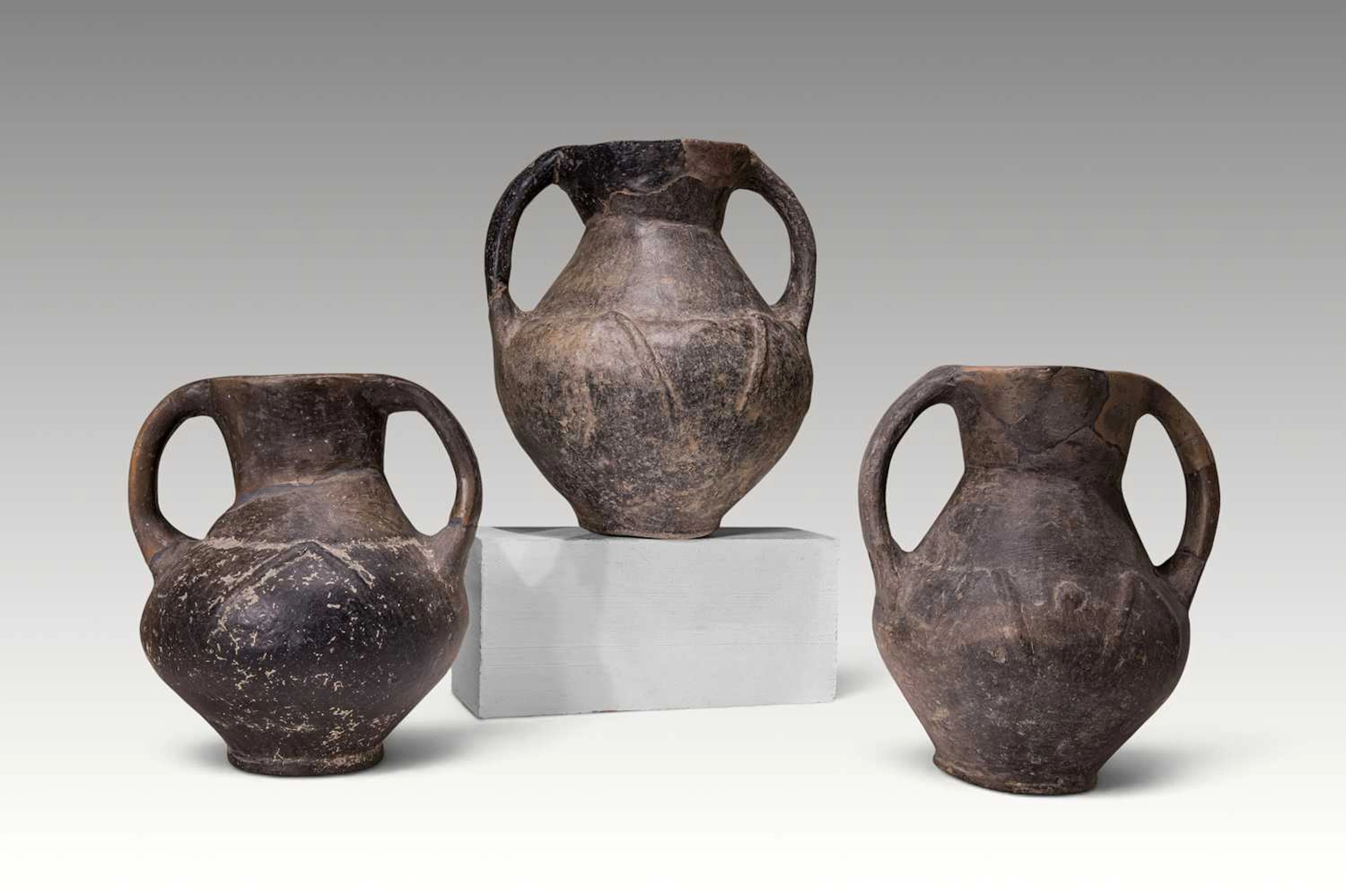 COLLECTION OF VILLANOVAN AMPHORAE