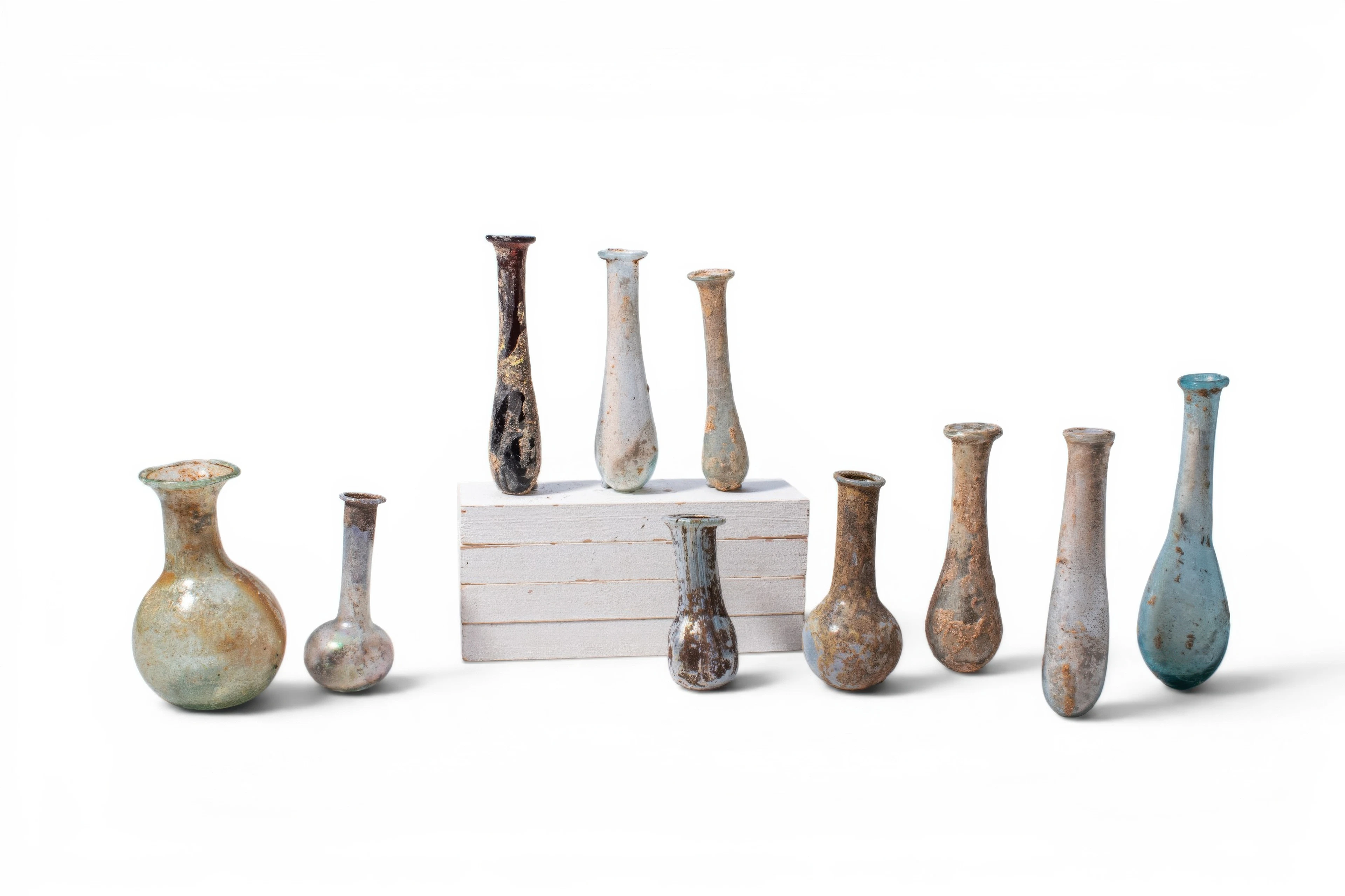 LARGE COLLECTION OF ROMAN GLASS UNGUENTARIA