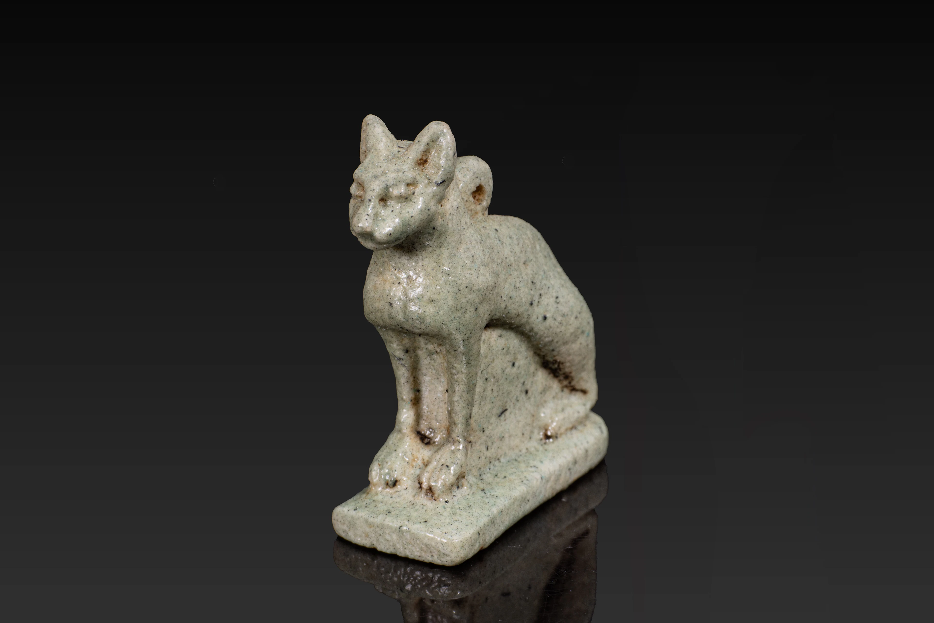 EGYPTIAN FAIENCE CAT PENDANT AMULET
