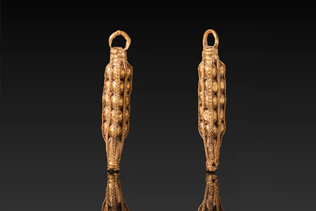MATCHED PAIR OF BYZANTINE HIGH KARAT GOLD OPENWORK EARRINGS
