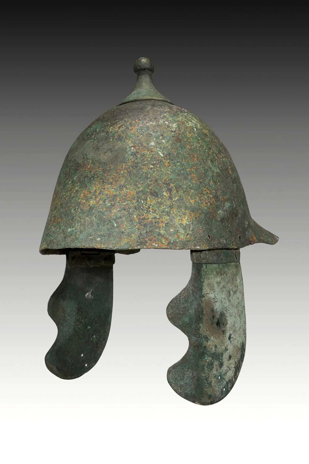 RARE ATTIC BRONZE HELMET WITH CHEEK PIECES