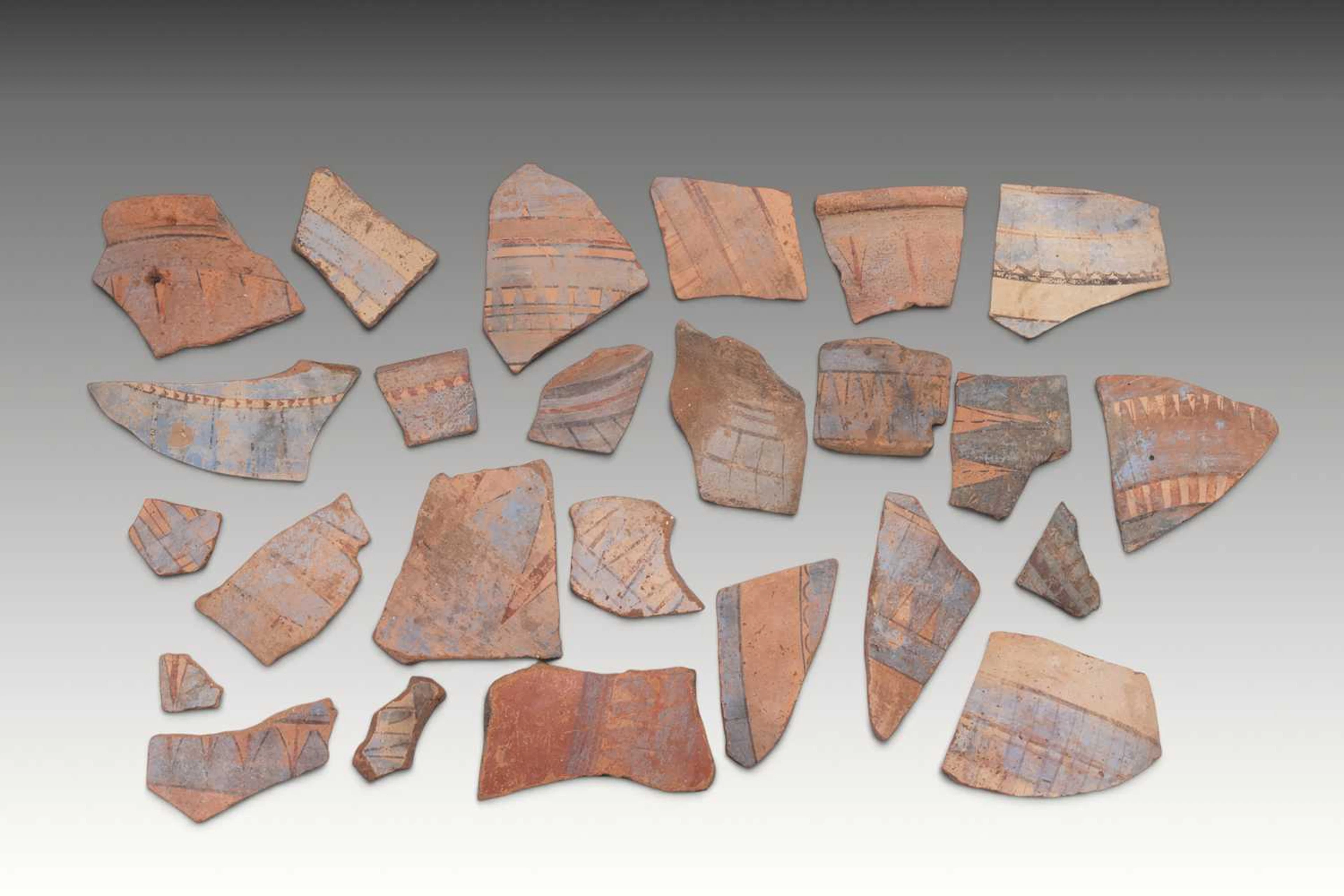 COLLECTION OF EGYPTIAN AMARNA PERIOD PAINTED JAR FRAGMENTS
