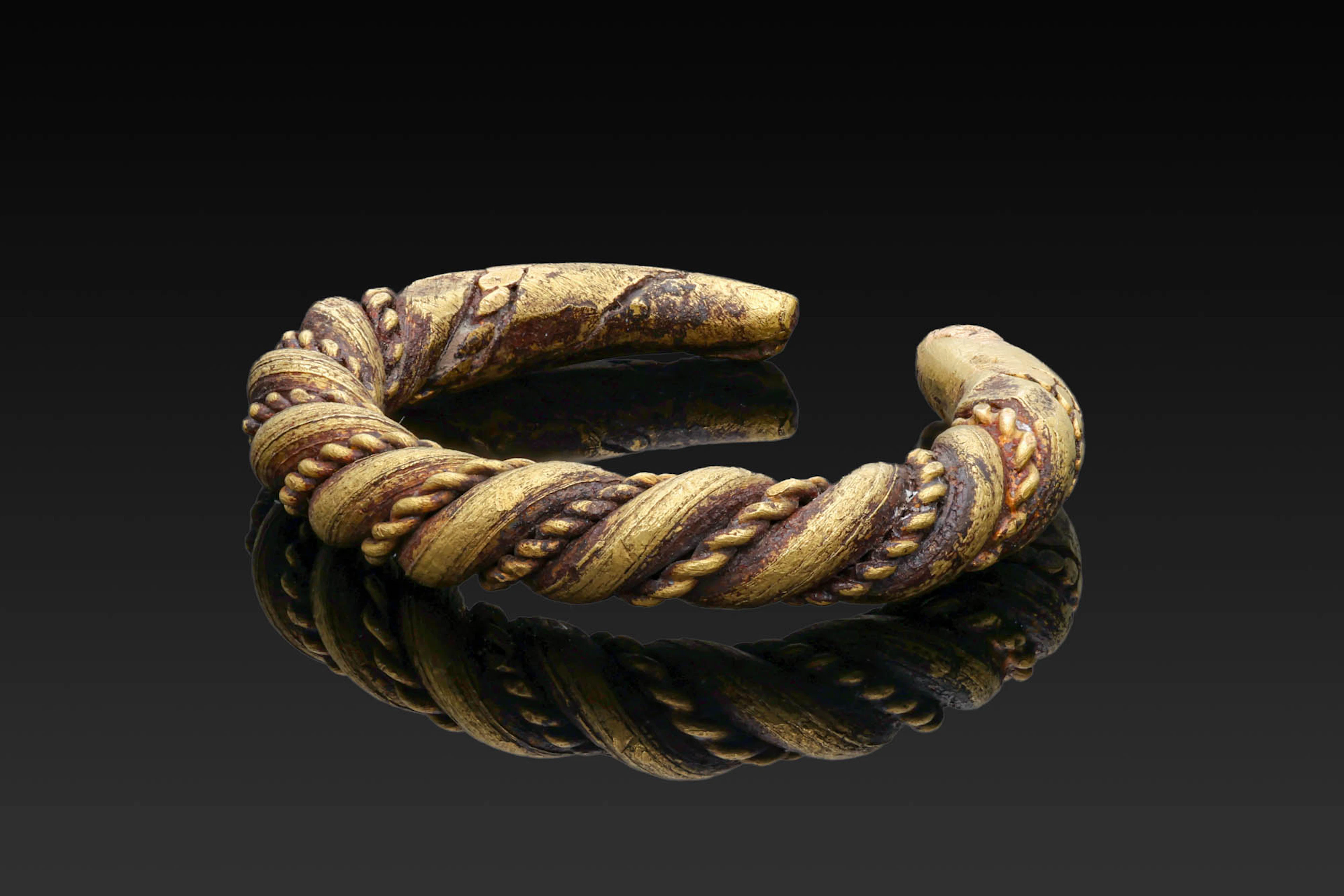 VIKING GOLD TWISTED OPEN RING