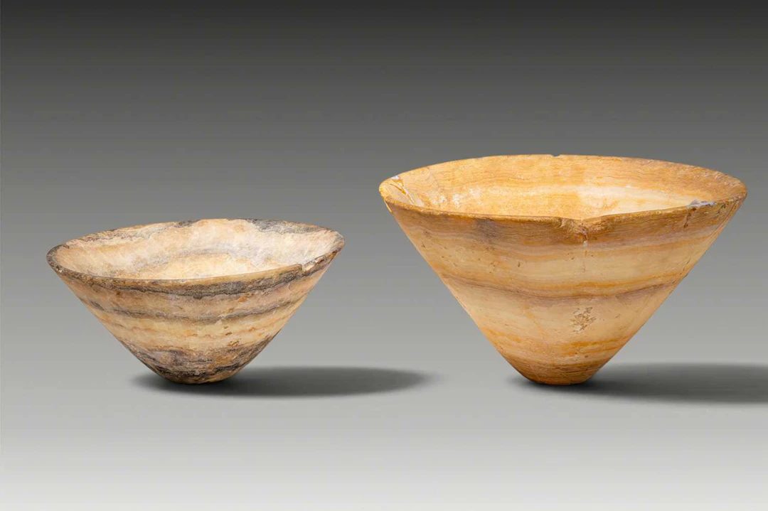 PAIR OF EGYPTIAN ALABASTER OFFERING BOWLS