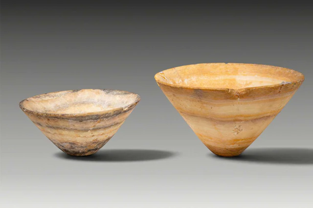 PAIR OF EGYPTIAN ALABASTER OFFERING BOWLS