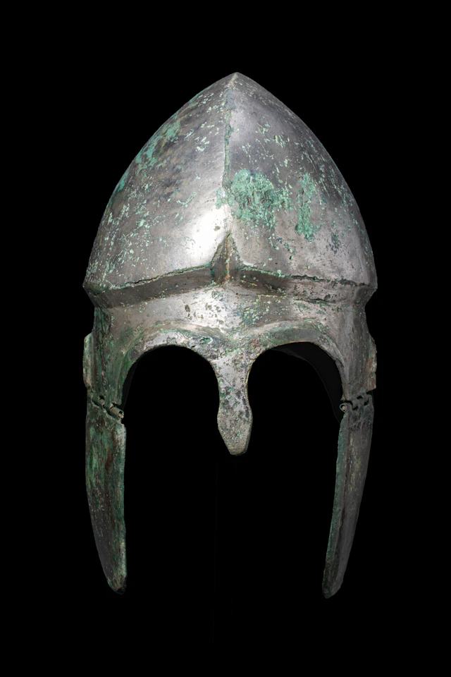 CHALCIDIAN HIGH TIN BRONZE HELMET WITH CHEEKS