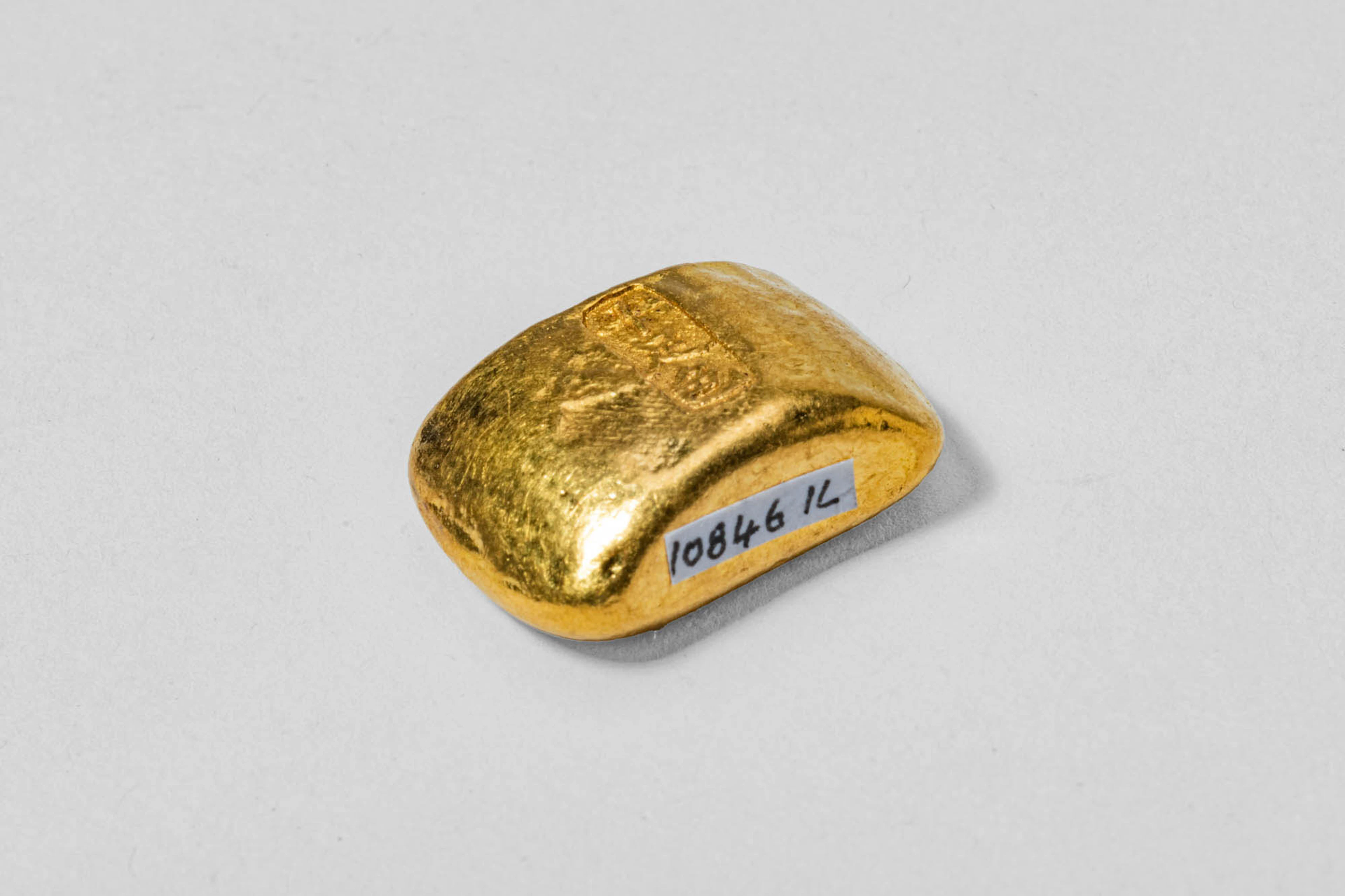 CHINESE GOLD SYCEE INGOT, 31.2 GRAMS