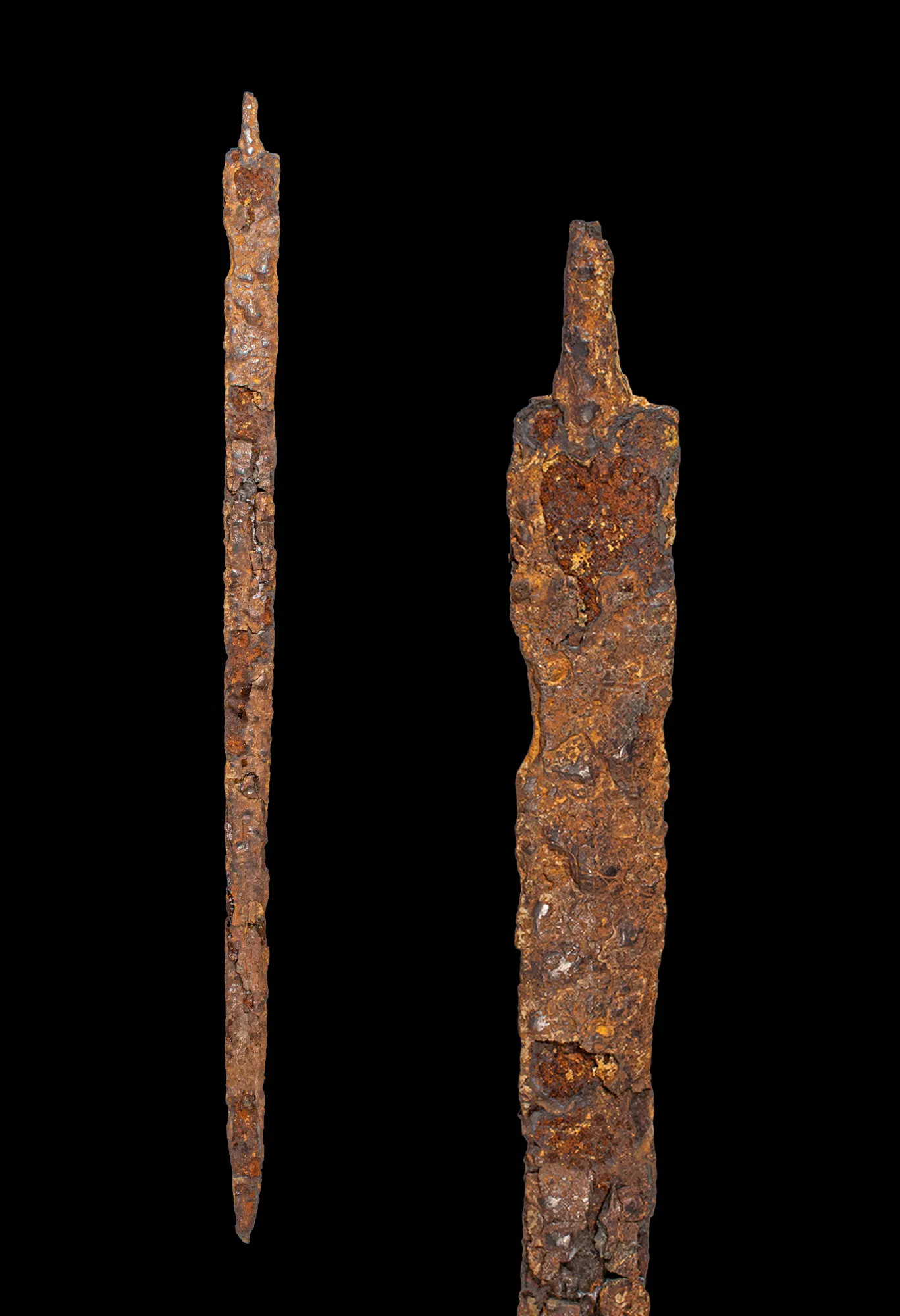 RARE IRON AGE LONG SWORD