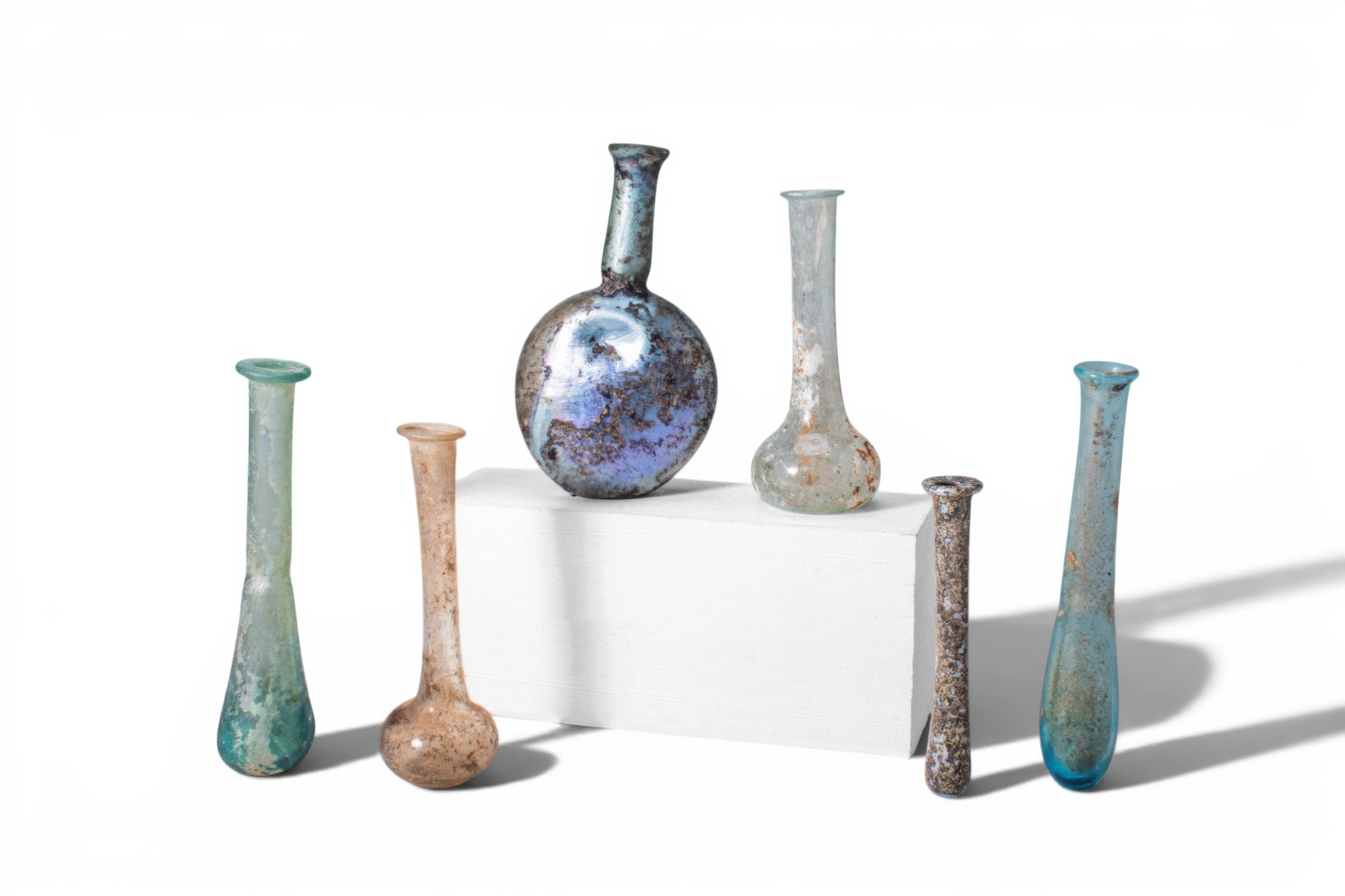 LARGE COLLECTION OF ROMAN GLASS UNGUENTARIA