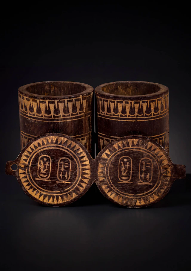 RARE EGYPTIAN WOODEN COSMETIC CONTAINER FROM THE ROYAL TOMB OF LADY