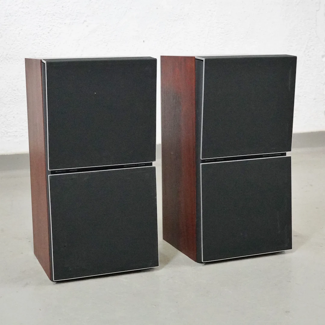 1 par högtalare, Bang & Olufsen
