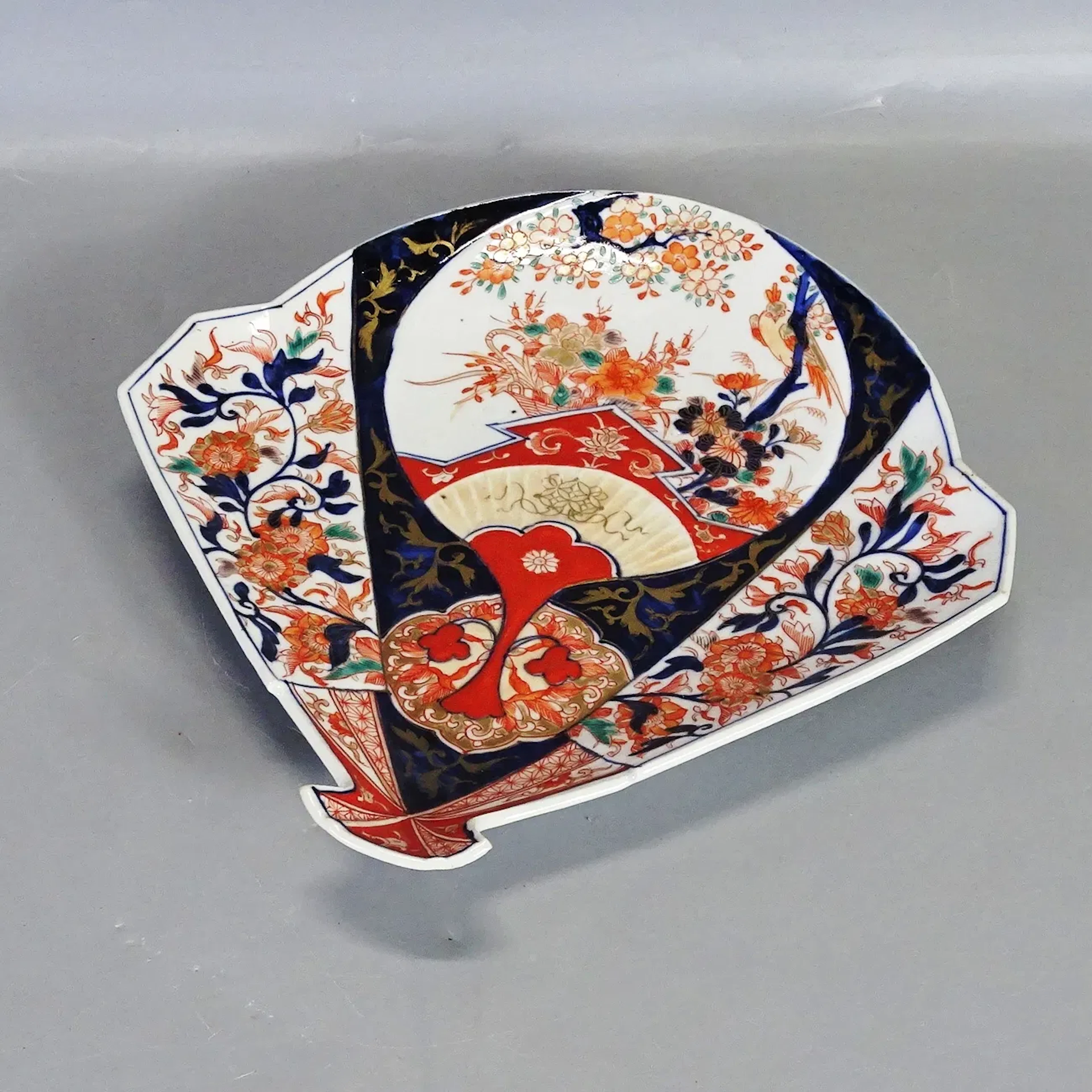 Fat Imari, Japan, 18/1900-tal