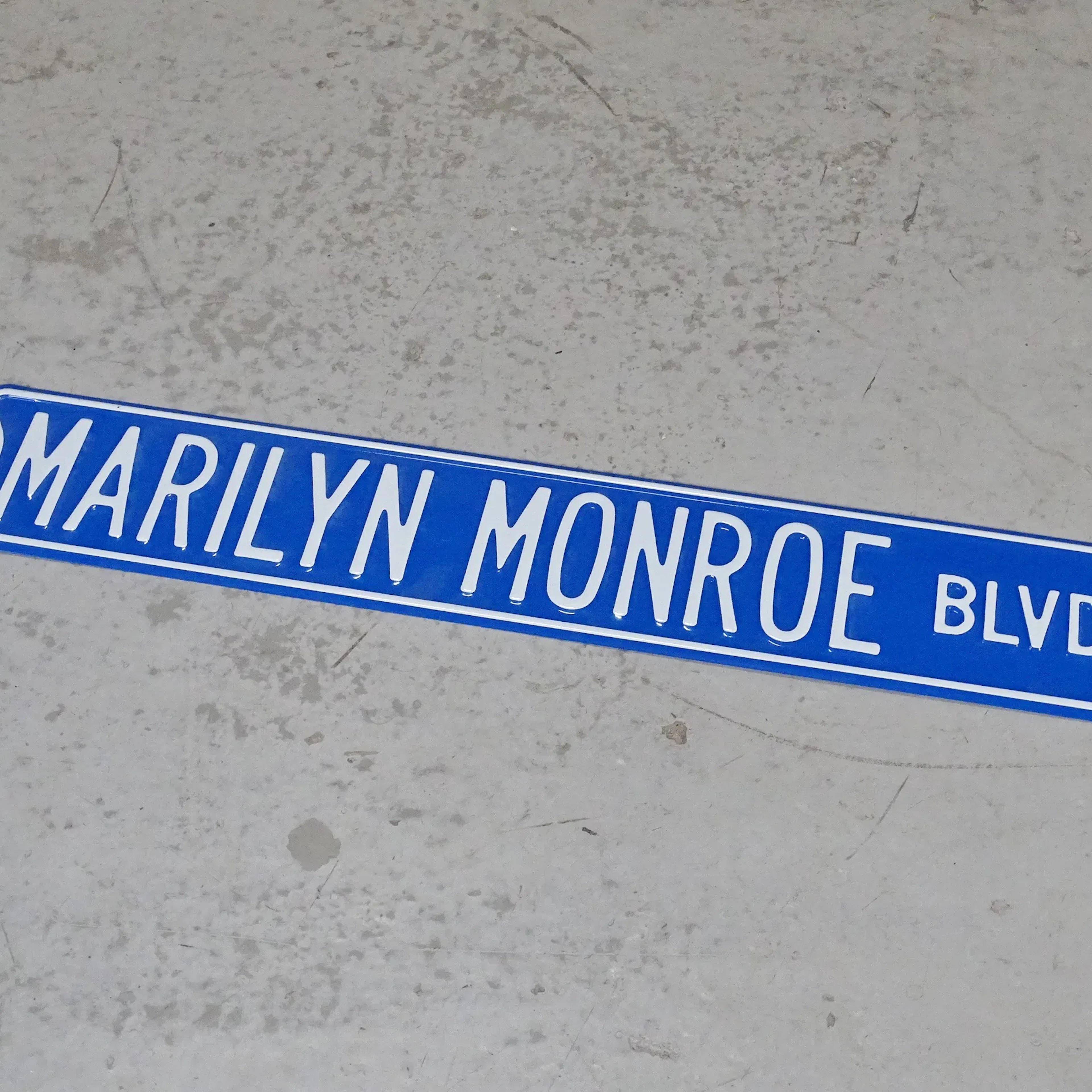 Nostalgiskylt "Gatuskylt: Marilyn Monroe BLVD" 19/2000-tal